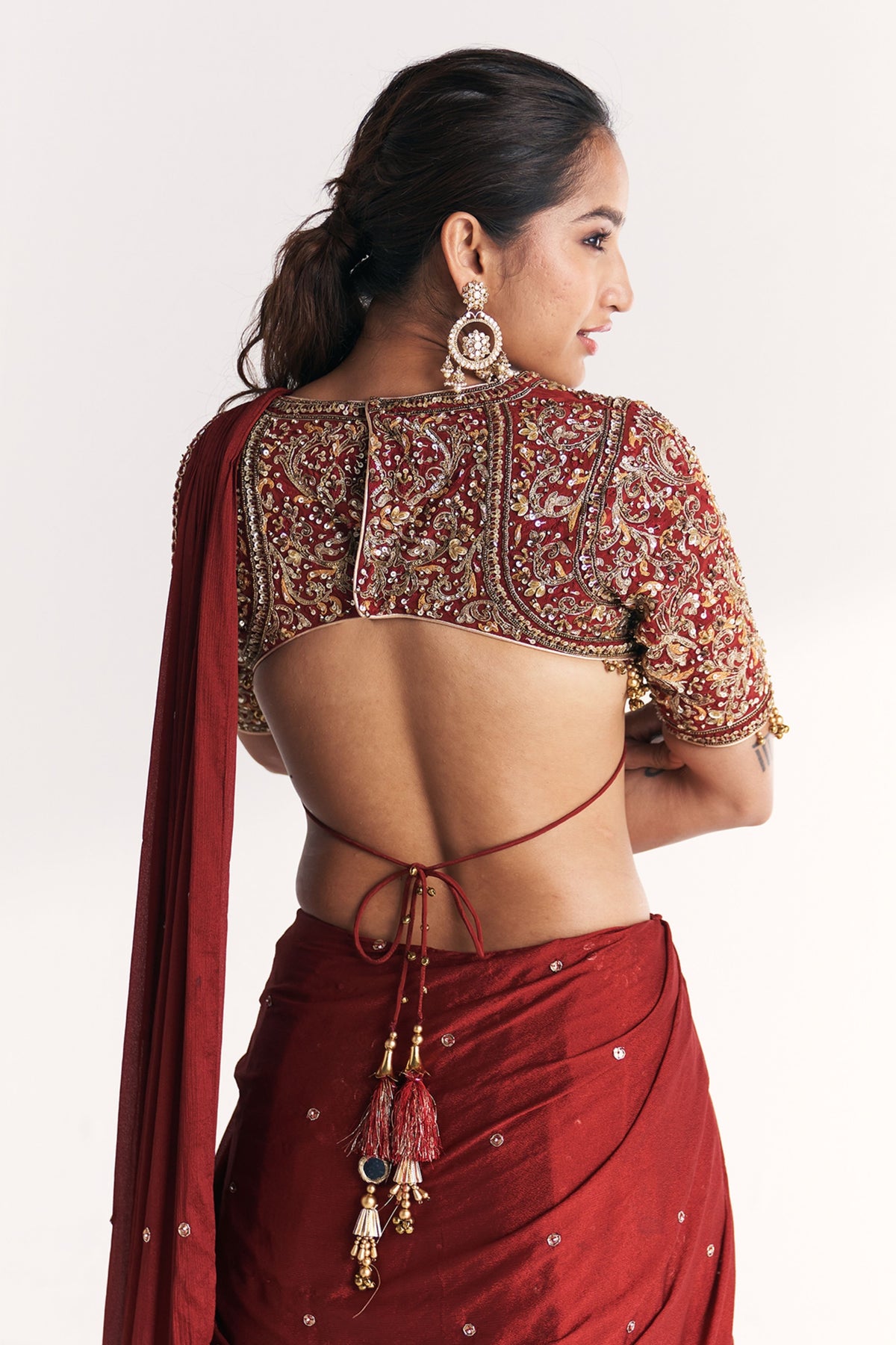 Naveli Maroon Pre-stitched Saree