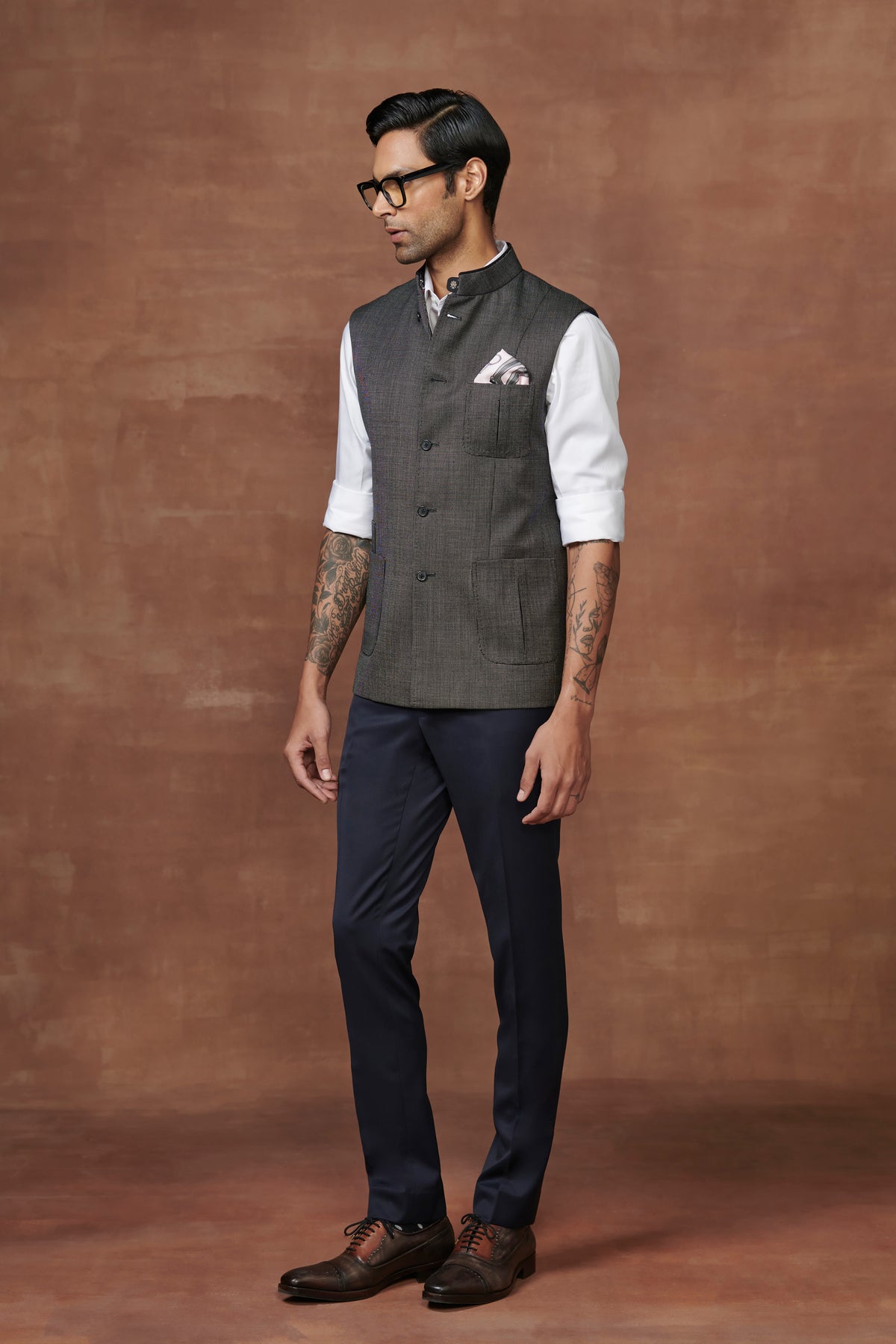 Pleated Pockets Noble Noir Waistcoat