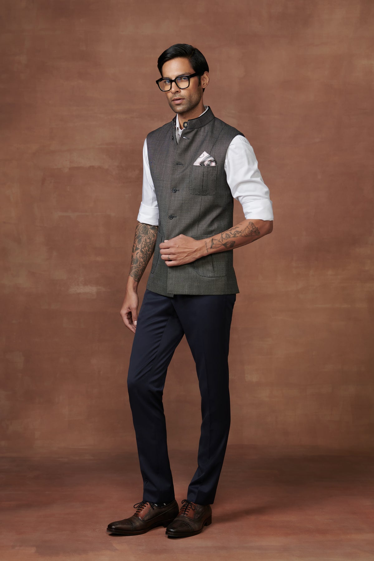 Pleated Pockets Noble Noir Waistcoat