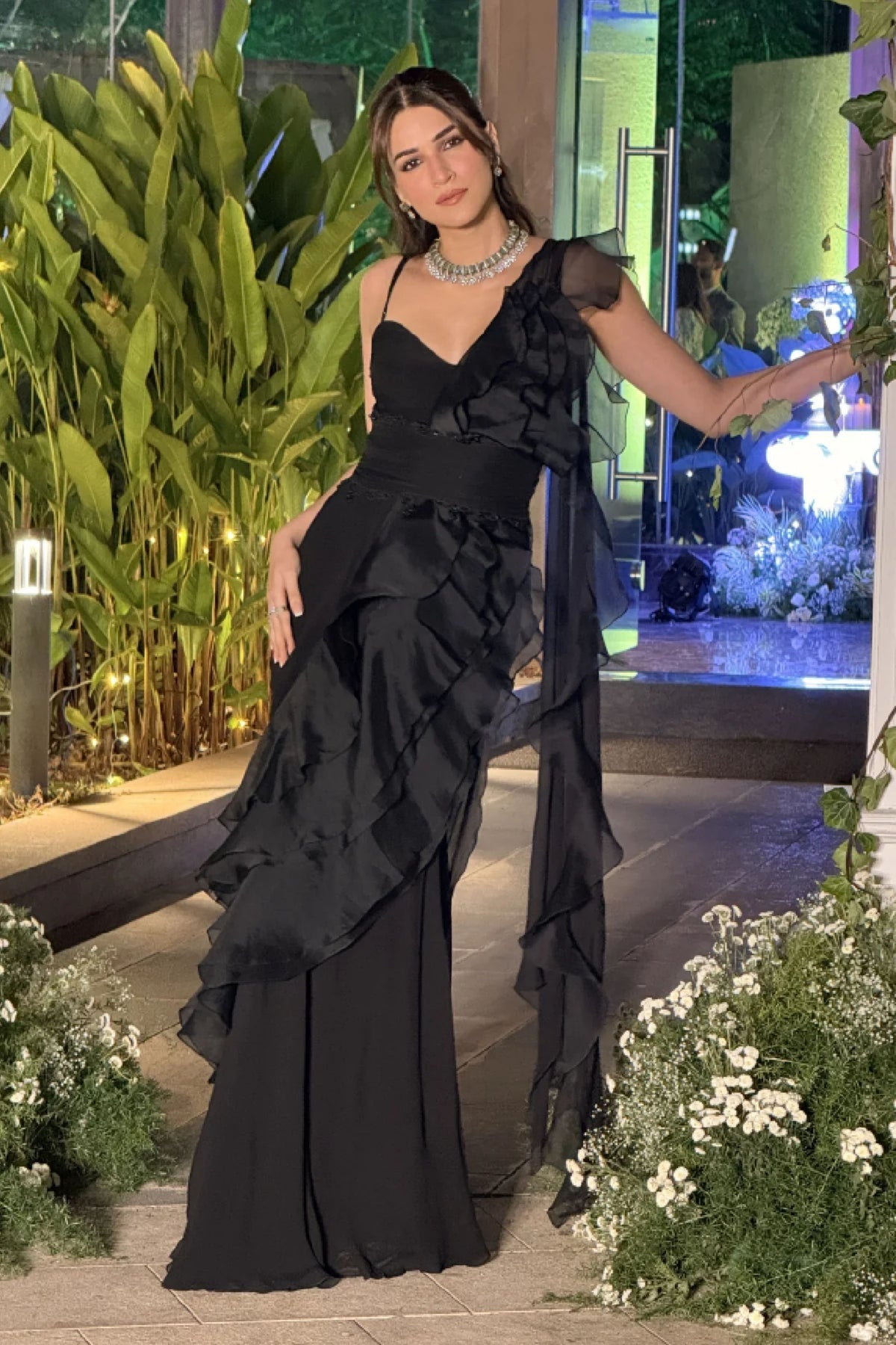 Kriti Sanon in Ridhi Mehra