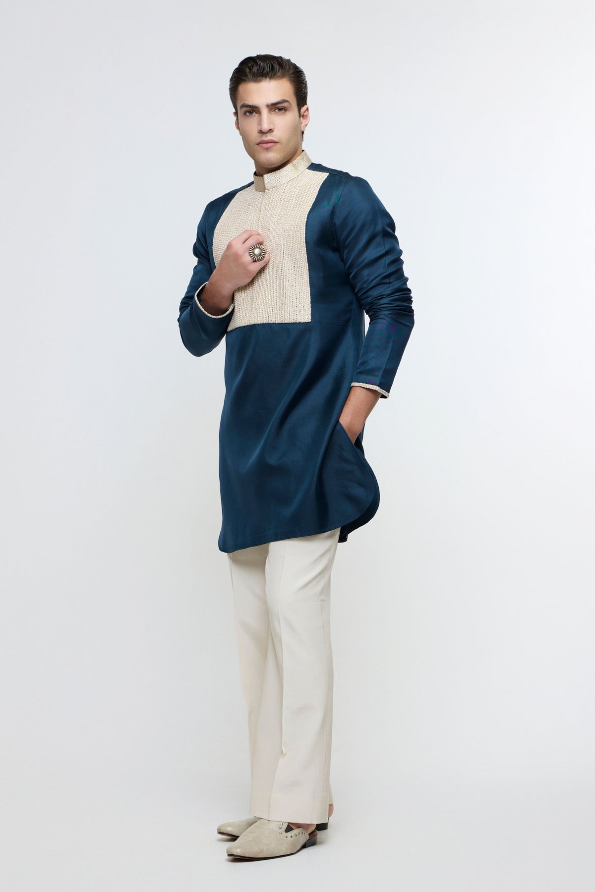 Falak Kurta Set