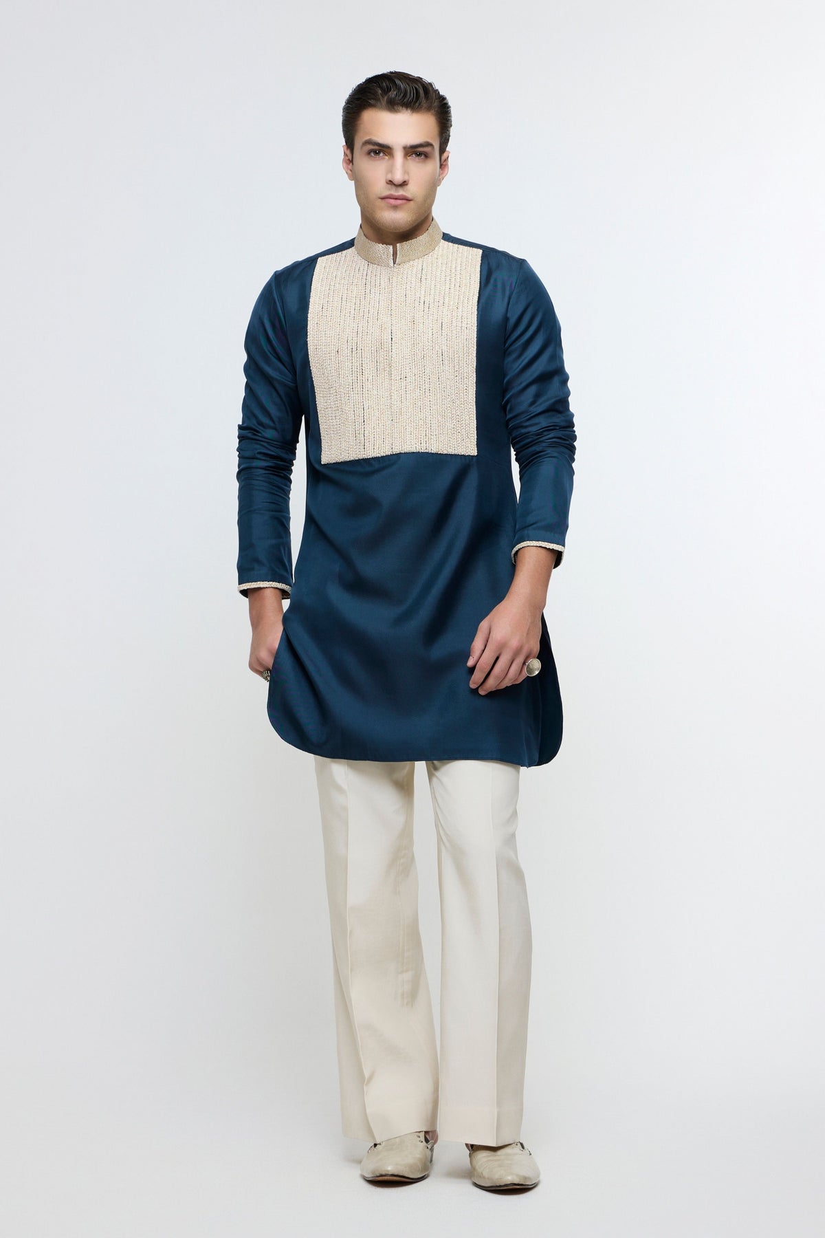 Falak Kurta Set