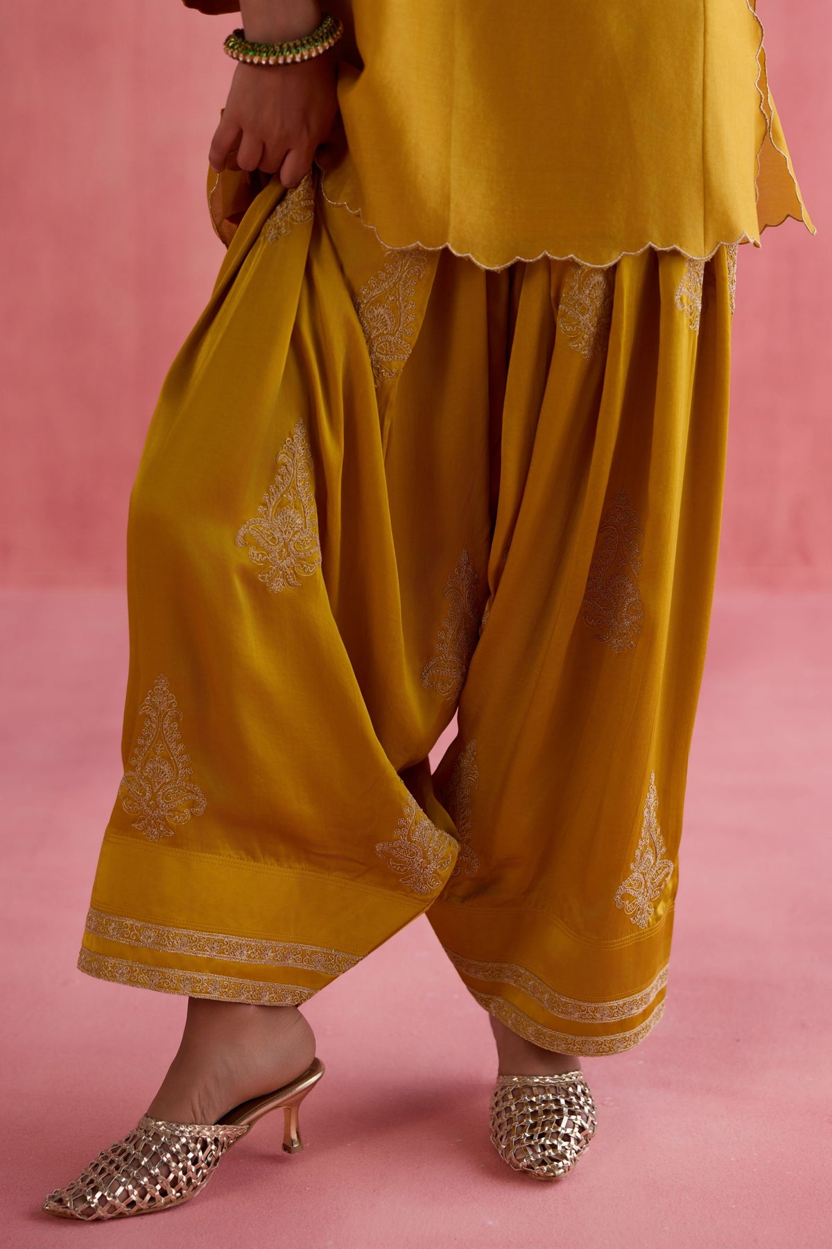 Noor Mustard Kurta Set