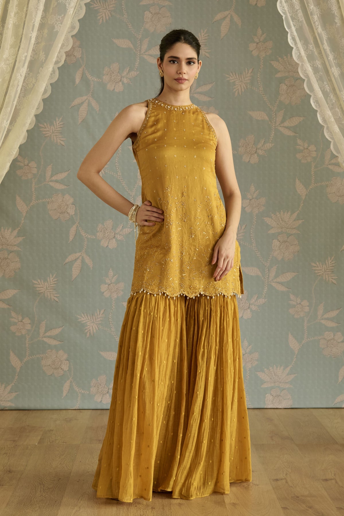 Ira Gharara Set