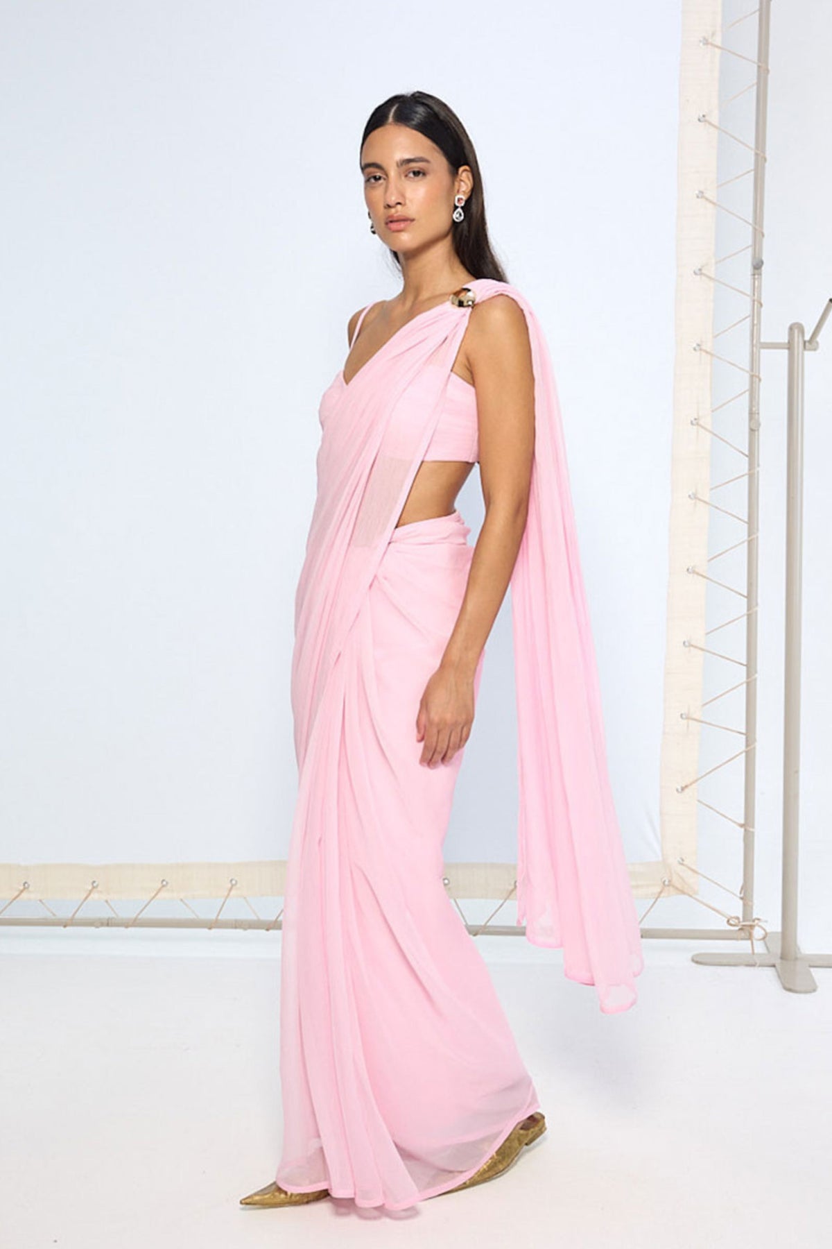 Blush Pink Movable Brooch Saree