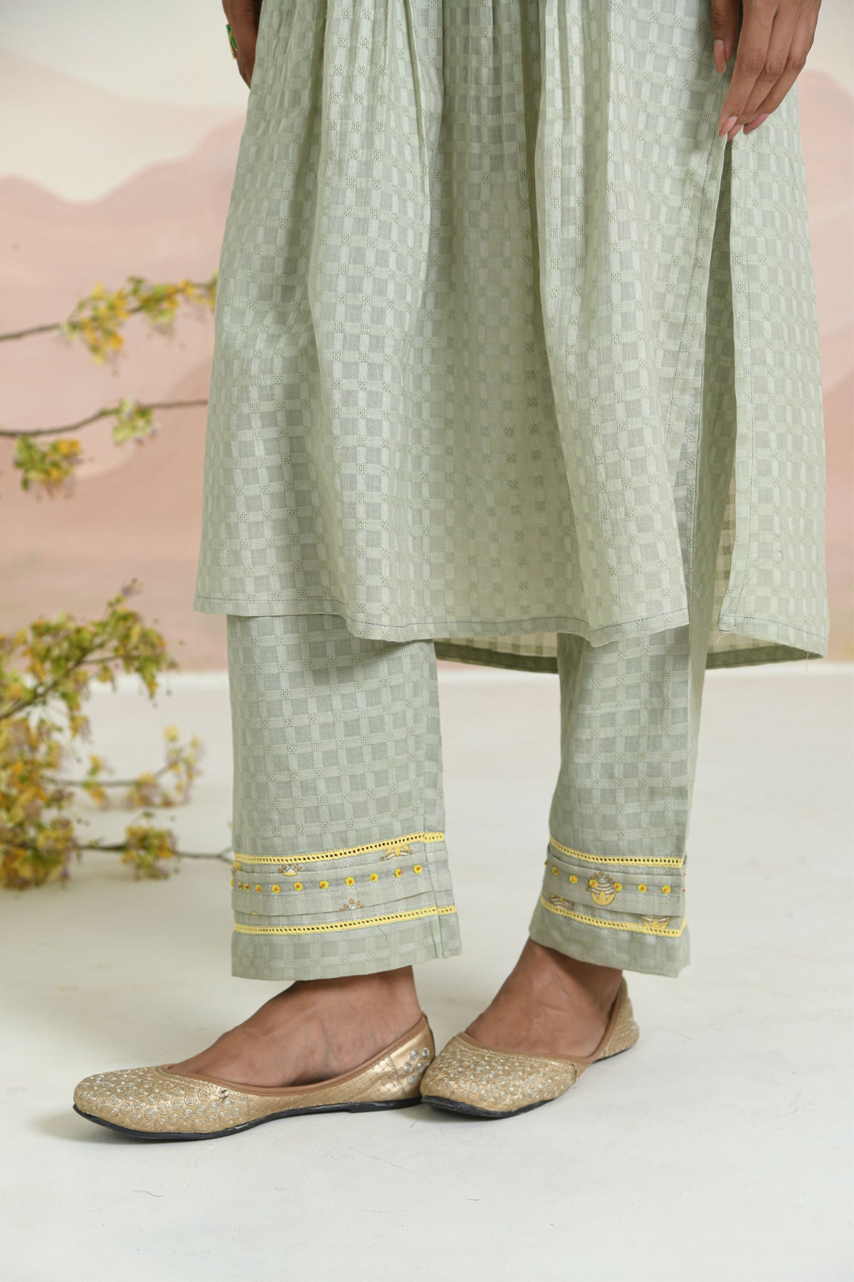 Fiora Kurta