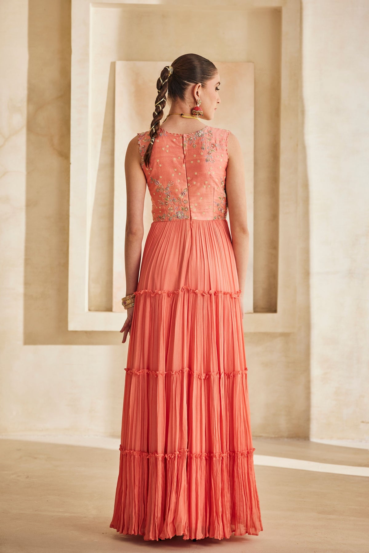 Leher Gown