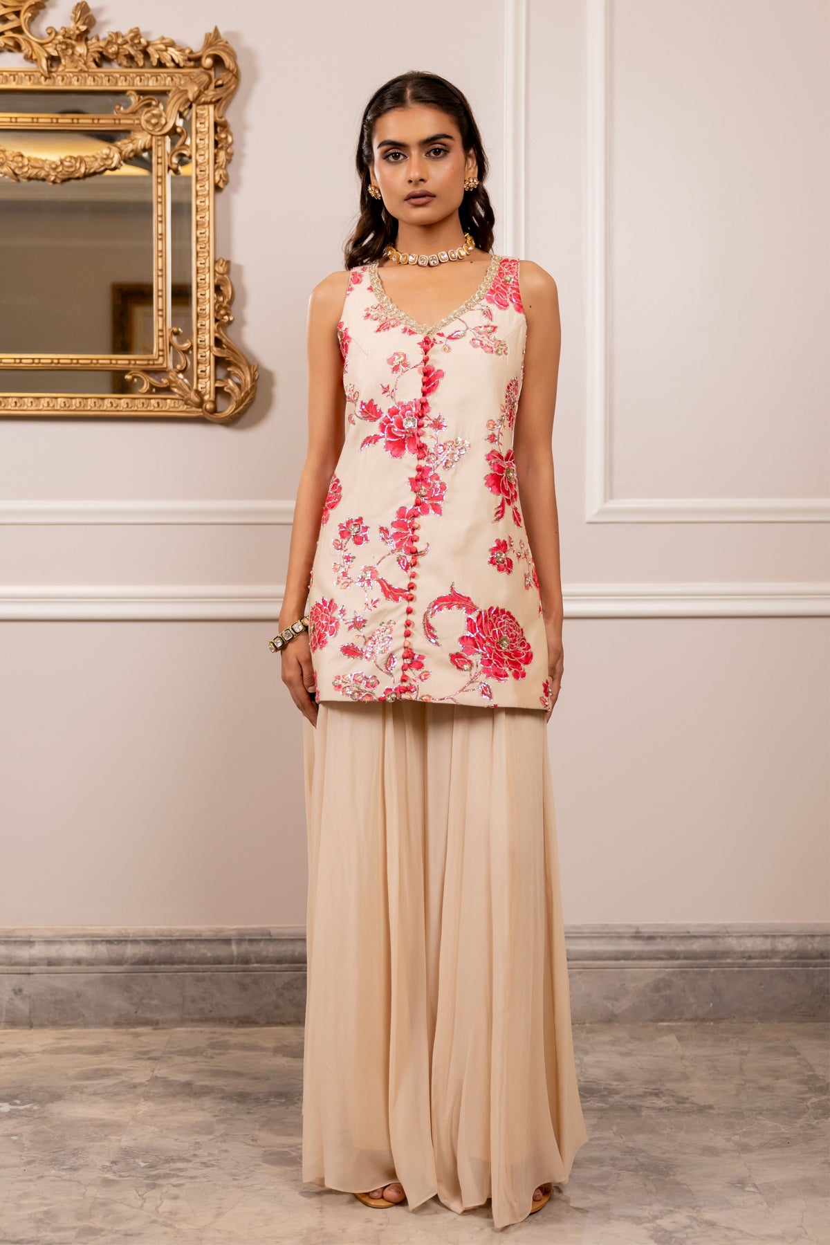 Yanika Sharara Set