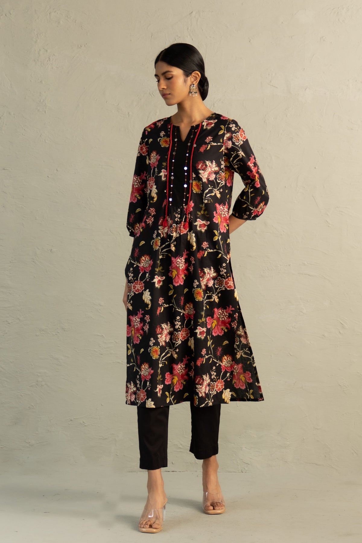 Black Phool Dori Kurta Set