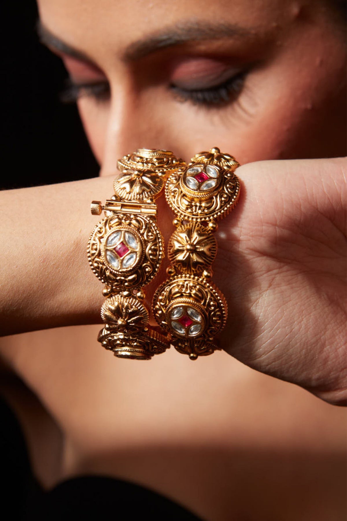 Isvaraah Gold Plated Kundan Polki Bangles