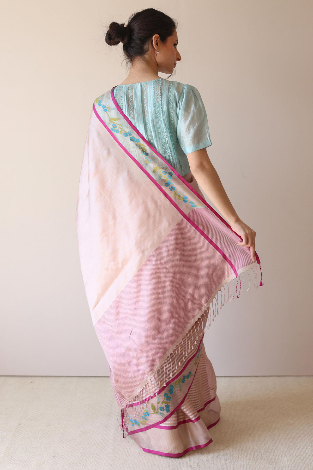 Soulful Embrace Jamdani Saree