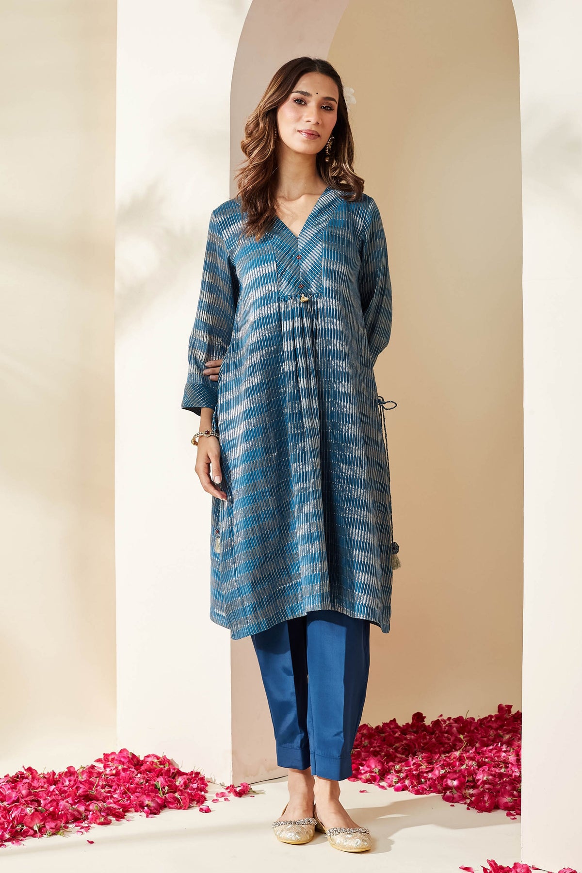 Blue Zari Stripe Kurta Set