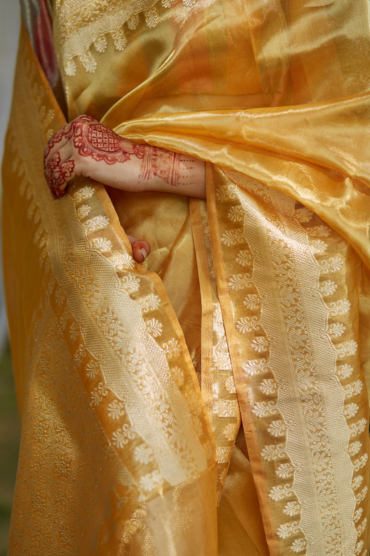 Kesari Amanat Saree Set