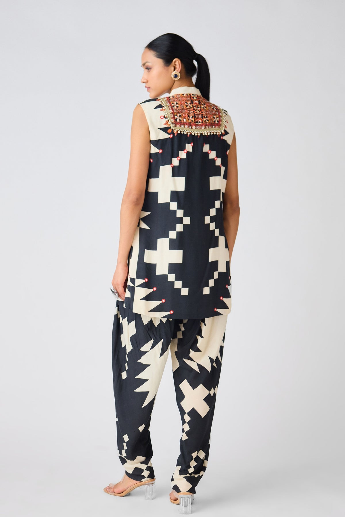 Black Abstract Print Tunic Set