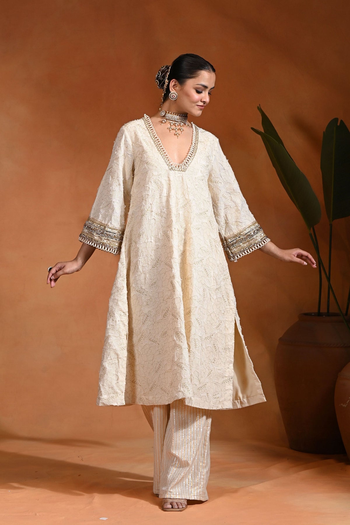 Ivory Gold Shubhra Set