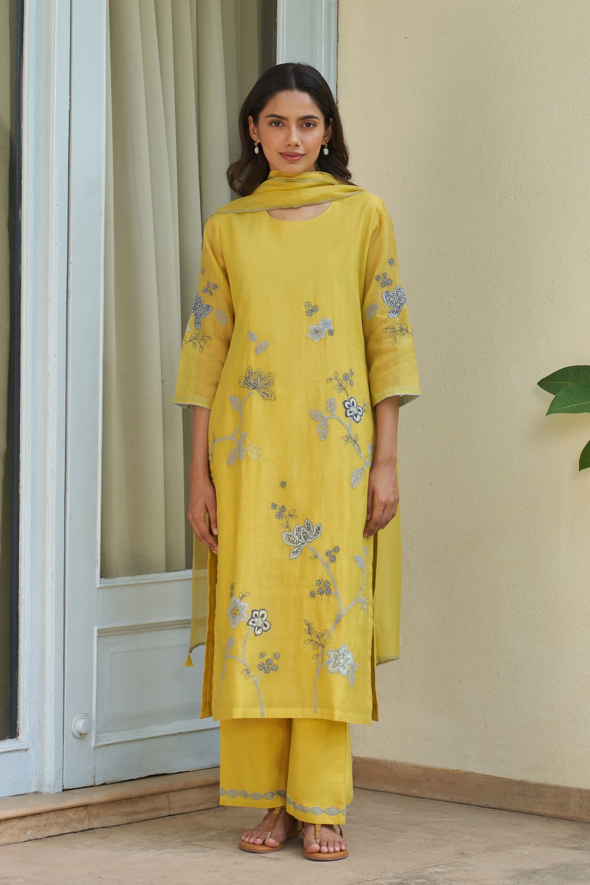 Daffodil Applique Embroidered Kurta Set