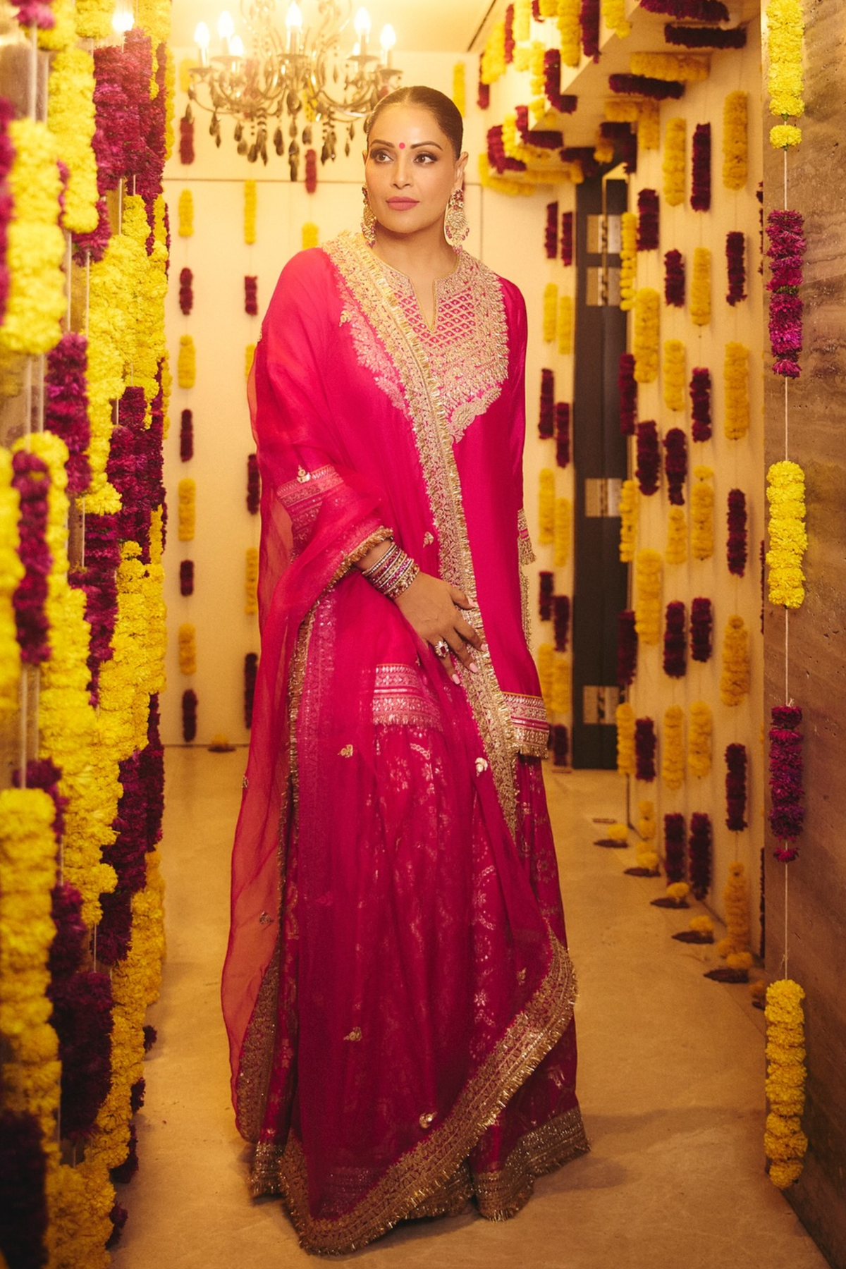 Bipasha Basu in Gopi Vaid