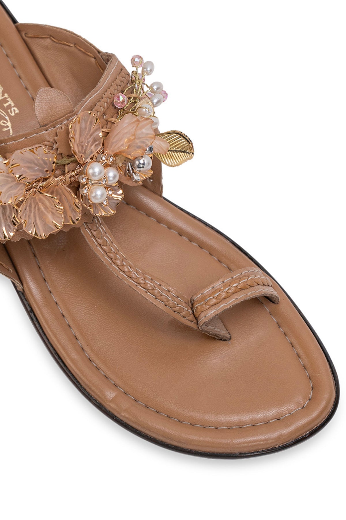 Noorza Beige Kolhapuri