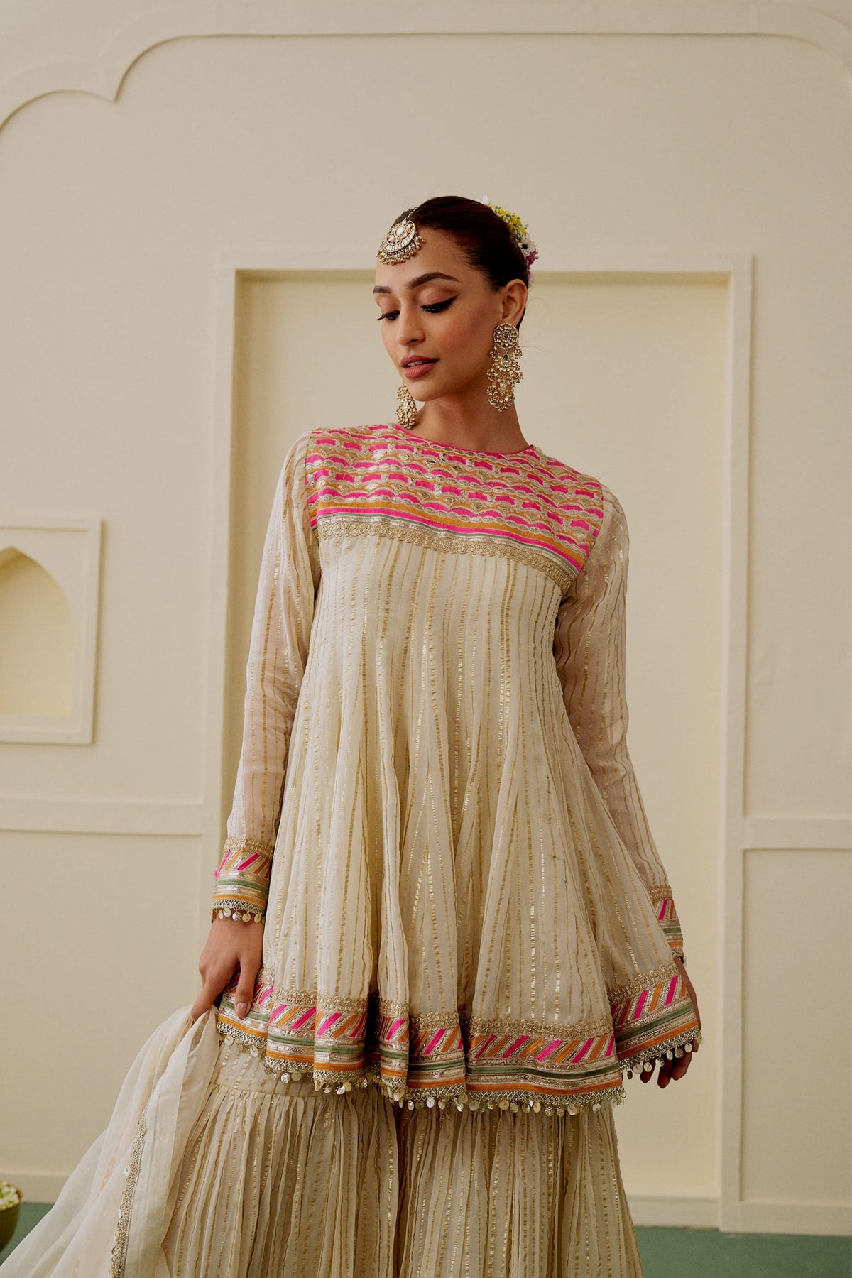 Malak Sharara Set