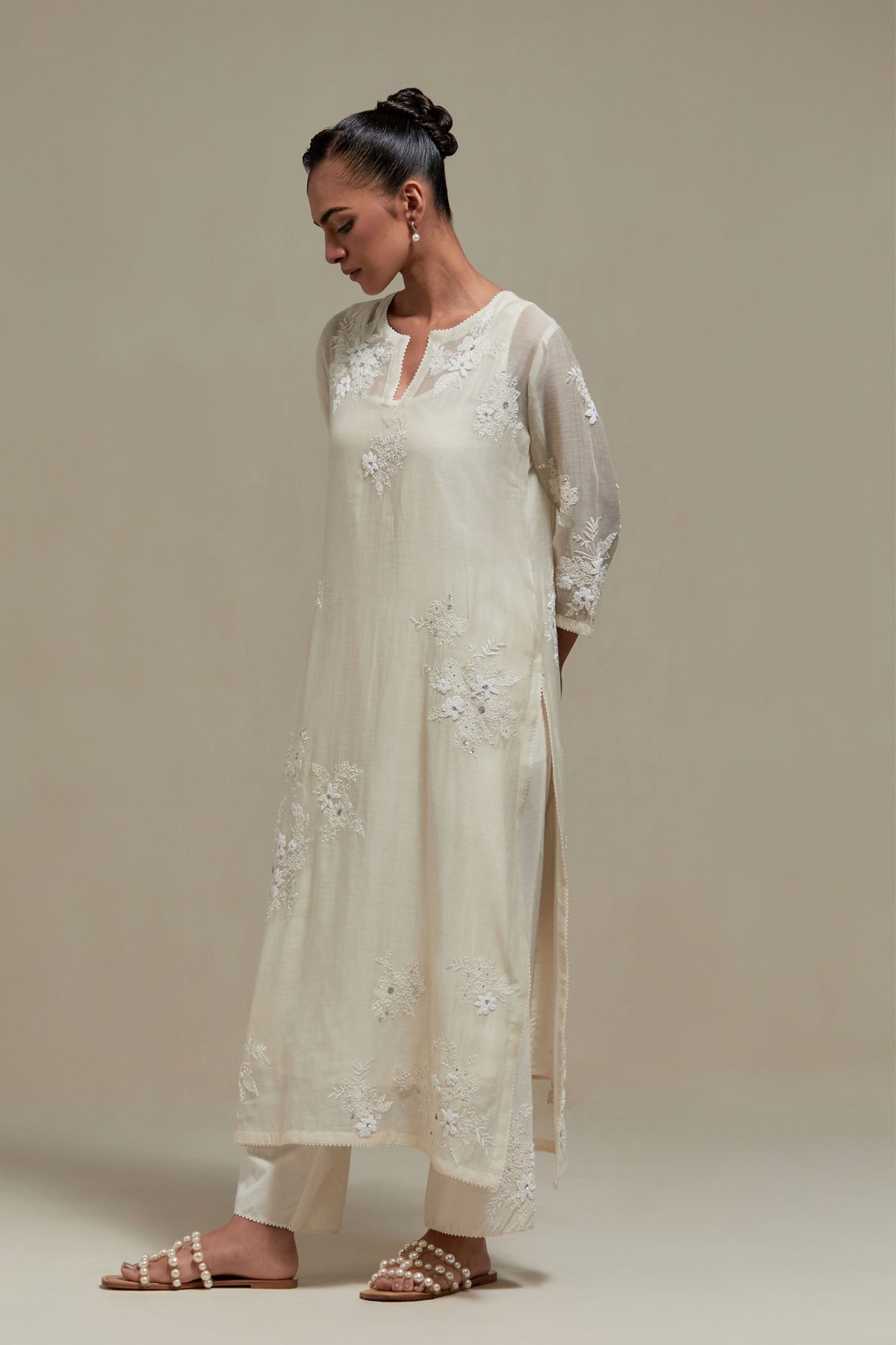 Off White Floral Kurta Set