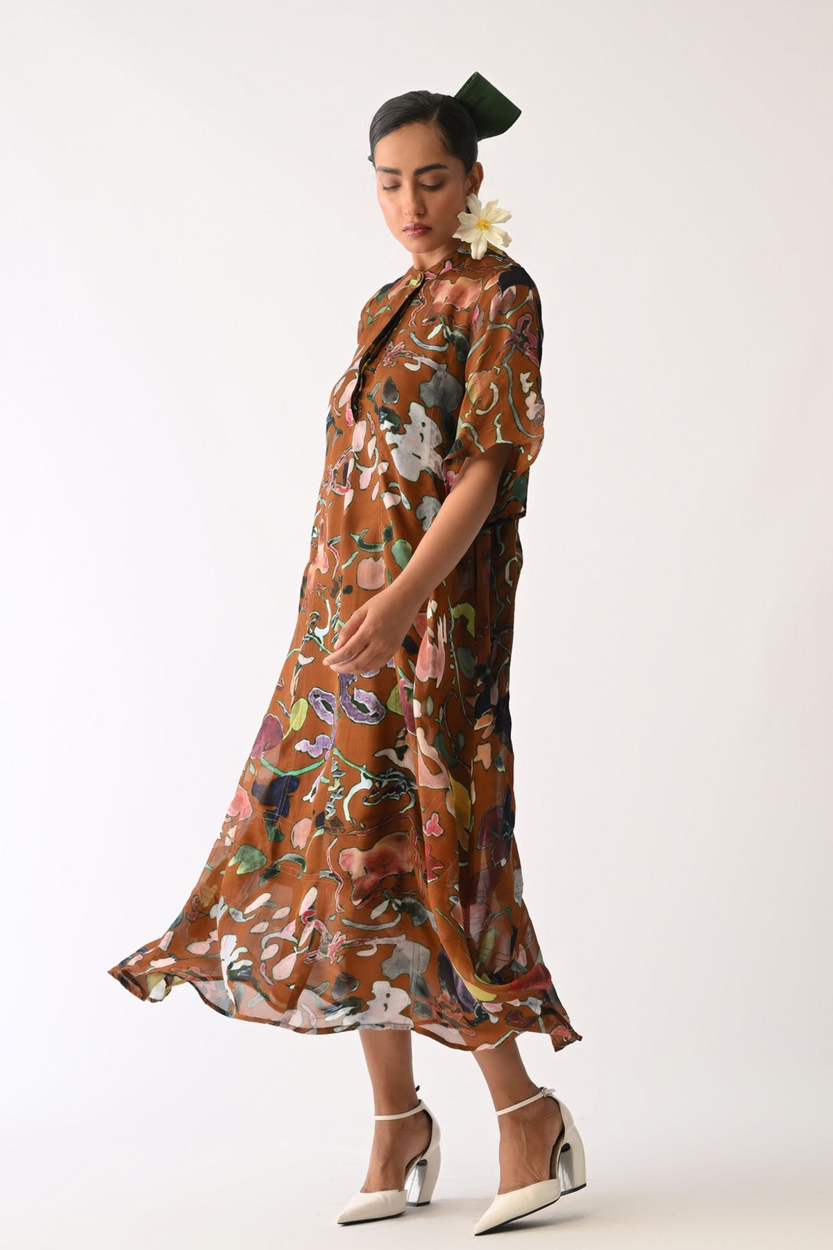 Luminia Brown Overlay Set
