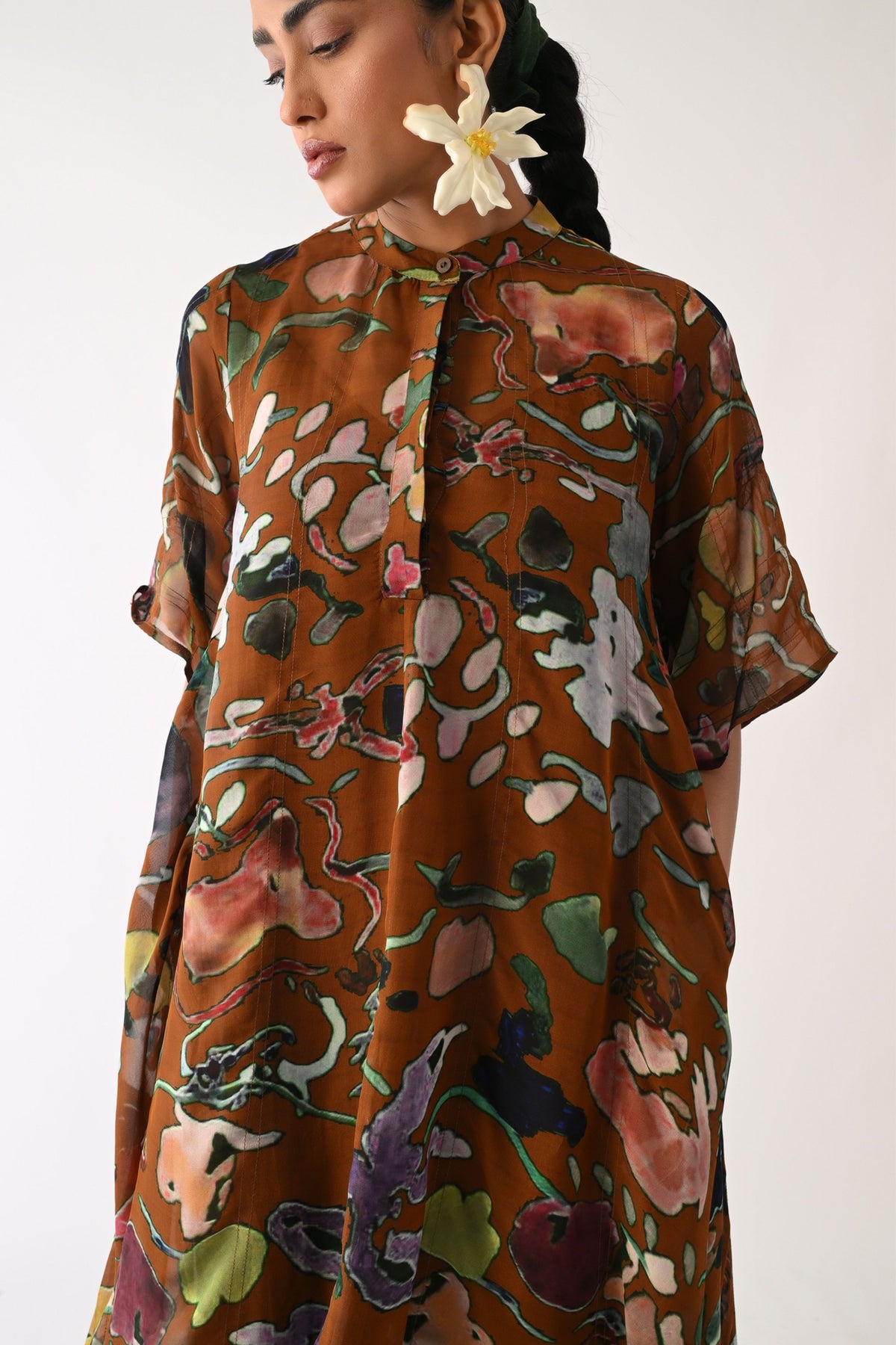 Luminia Brown Overlay Set