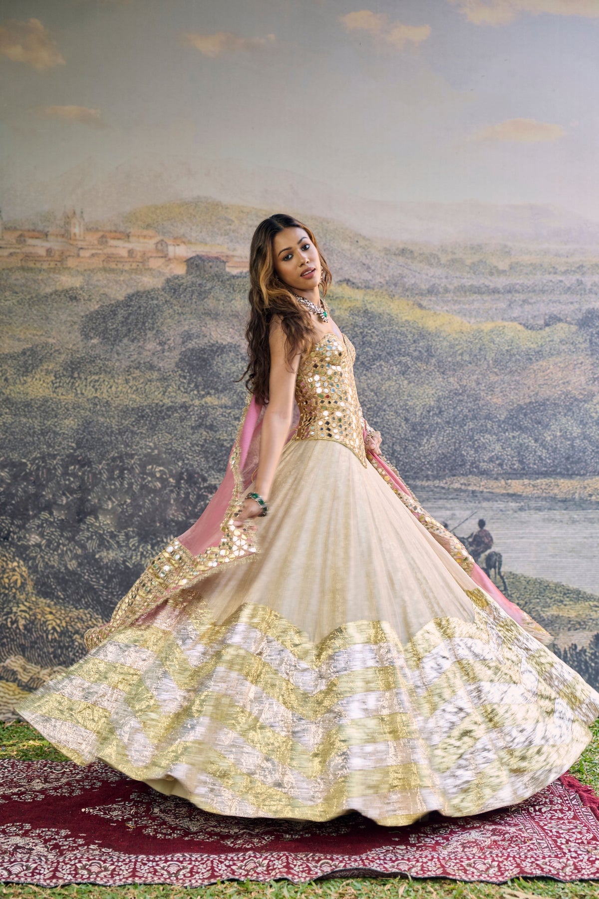 Sunehri Roshan Mirror Lehenga Set