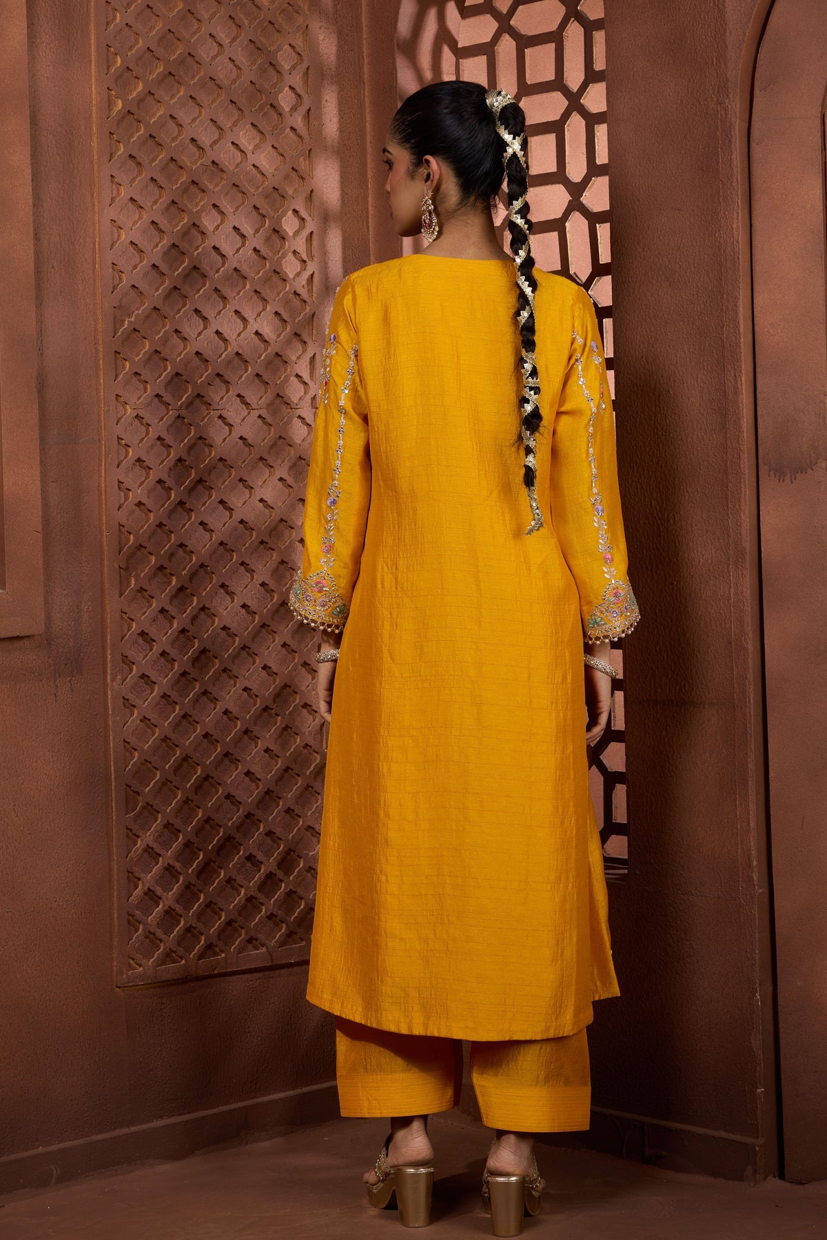 Basanti Kosh Kurta Set