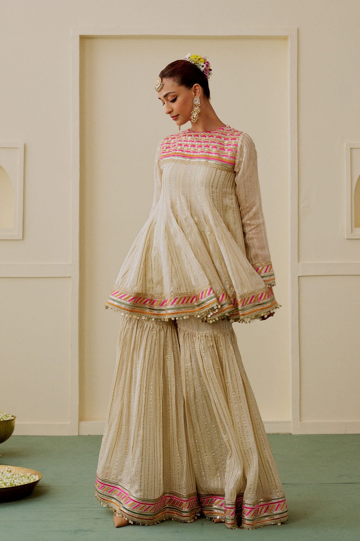 Malak Sharara Set