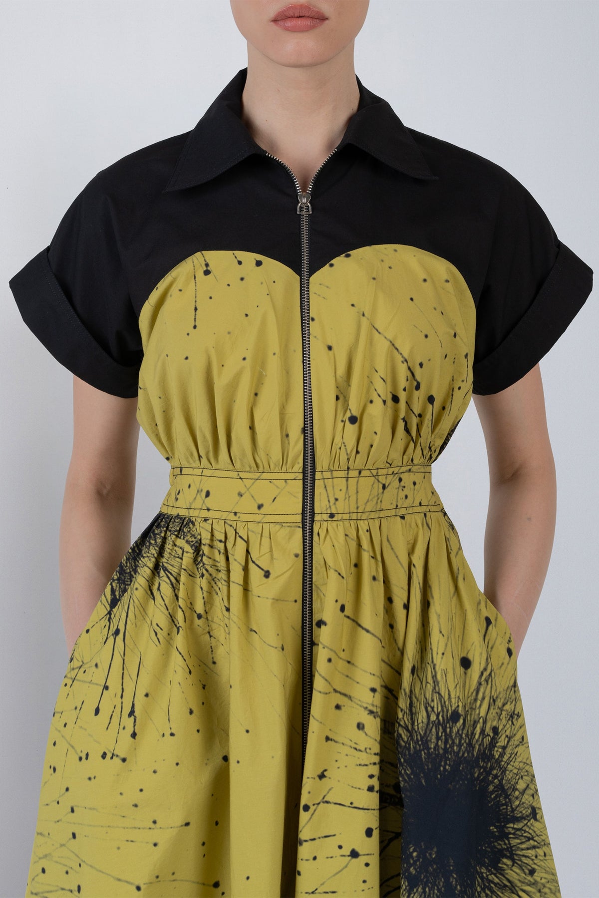 Cup Zipper Dress