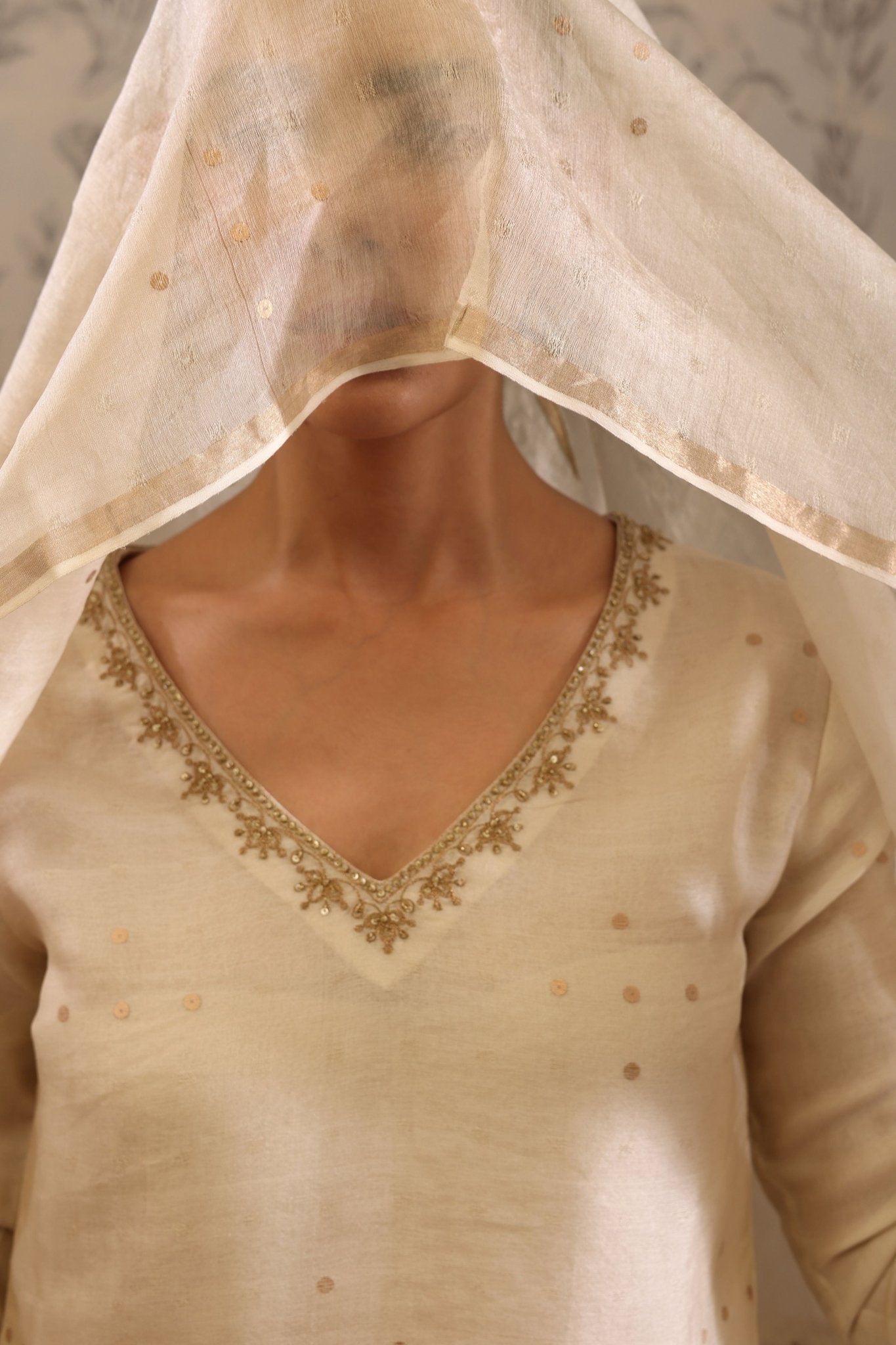 Udaya Off White Kurta Set - Taisha - Elahe