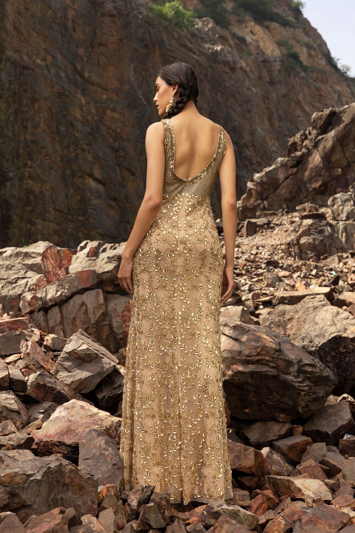 Bloom Gold
hourglass Gown