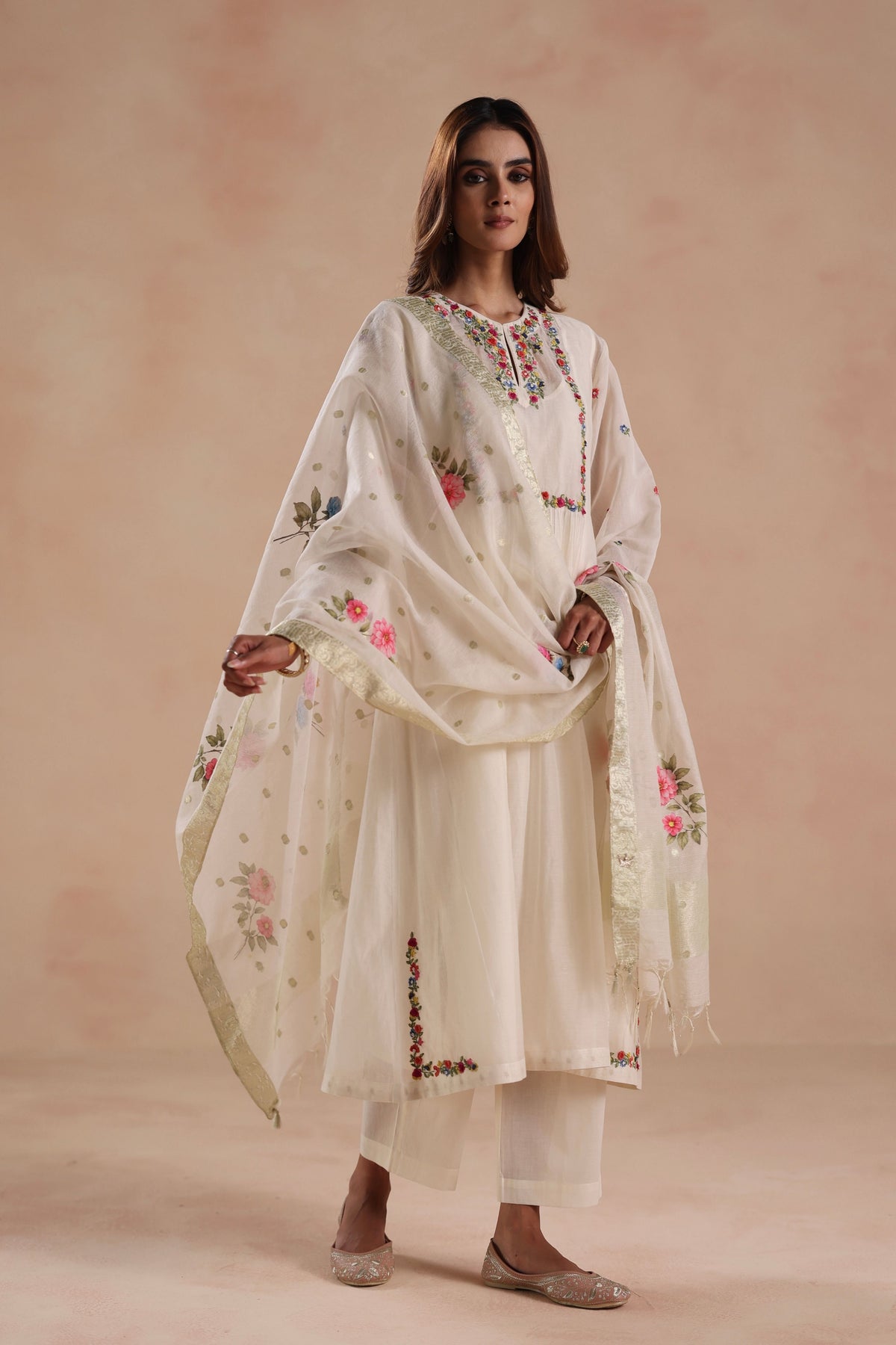 Jheel Ivory Kurta Set