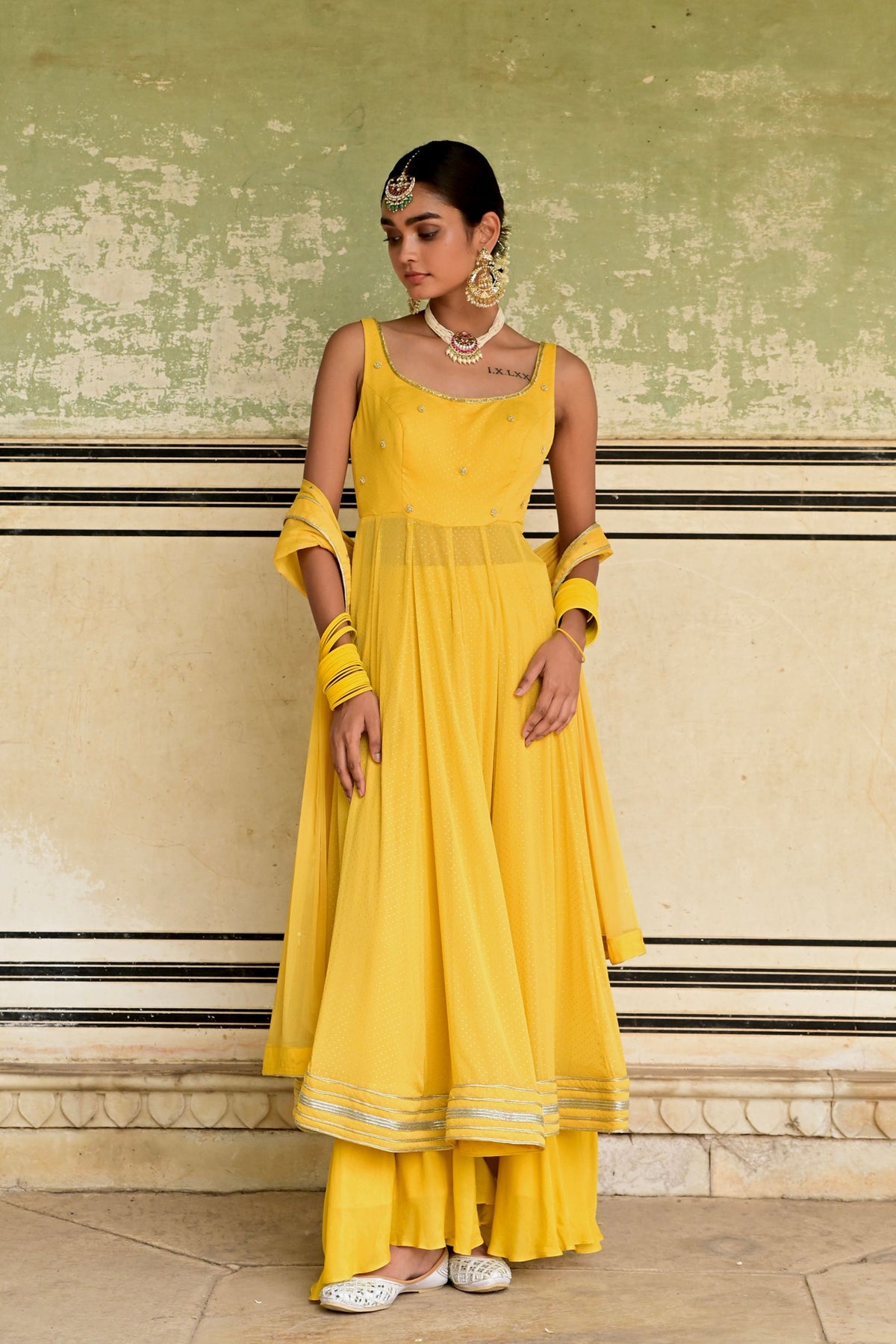 Nargis Kurta Set