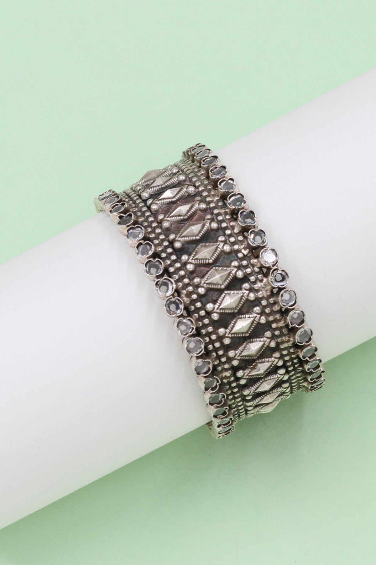 Radiant Splendor Handcrafted Silver Bangle