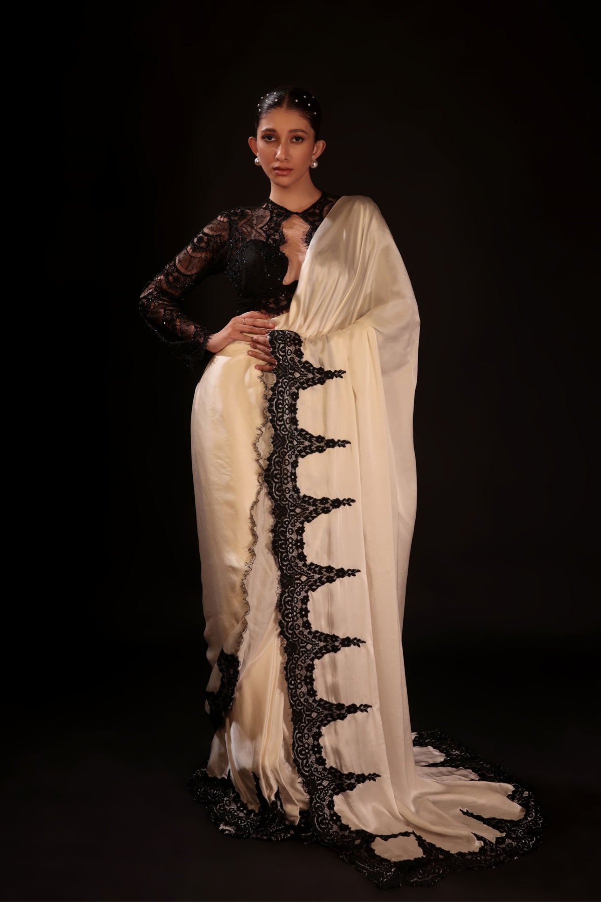 Vantelle Pre-Draped Saree Set