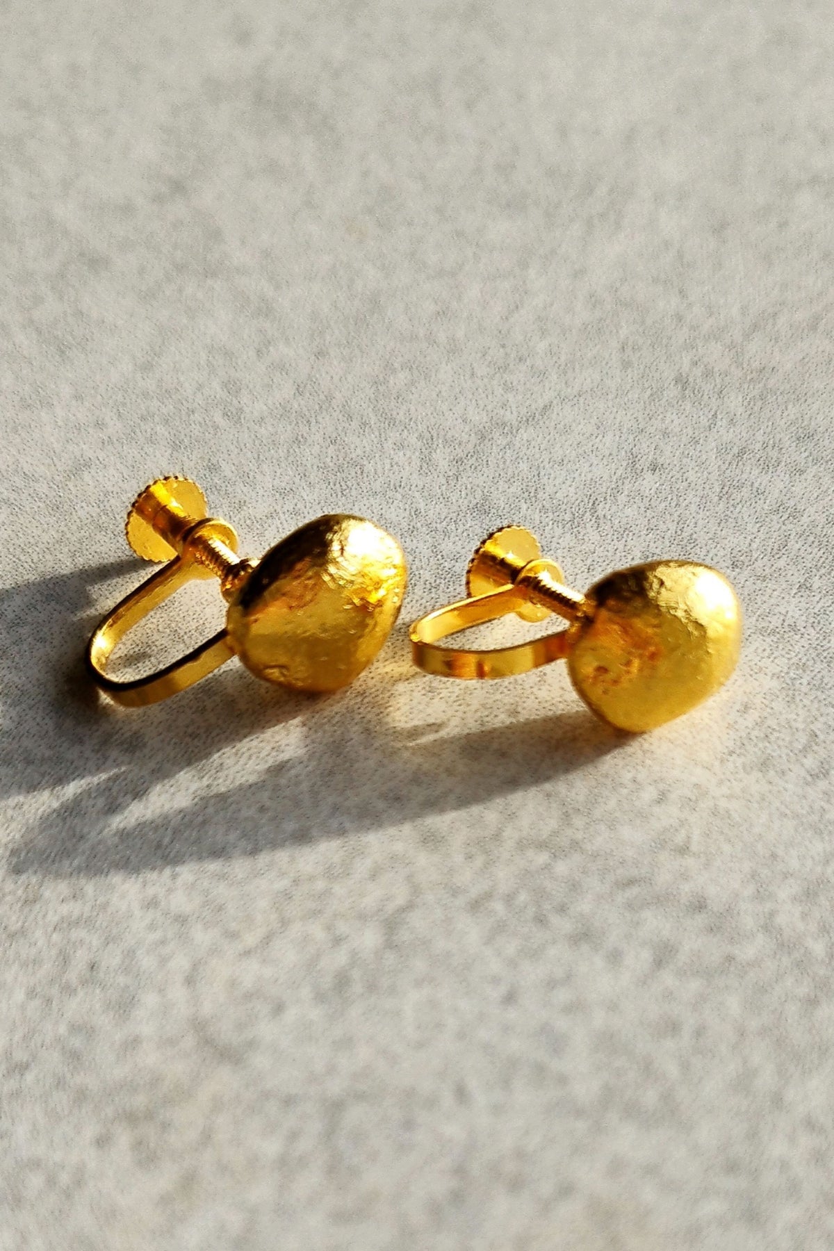 Cera Medium Golden Studs