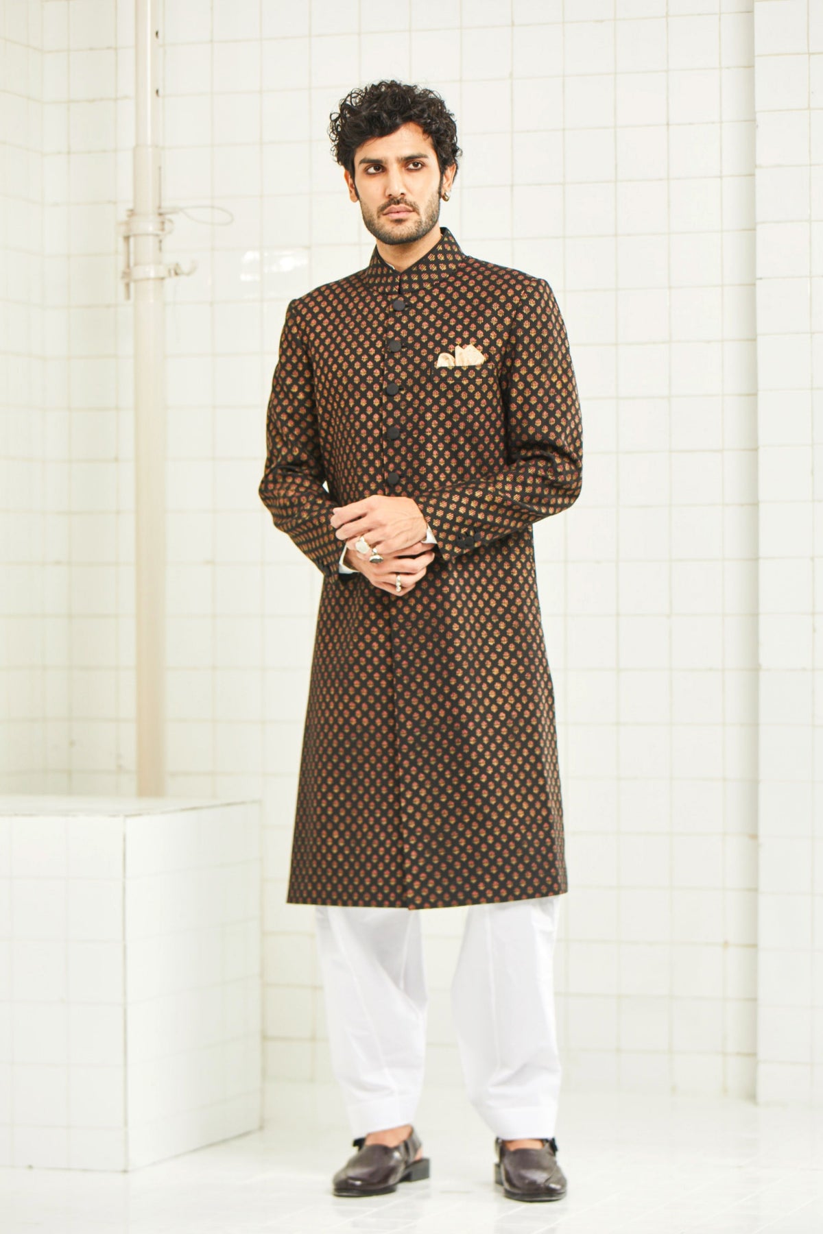 Chhitroli Textured Sherwani
