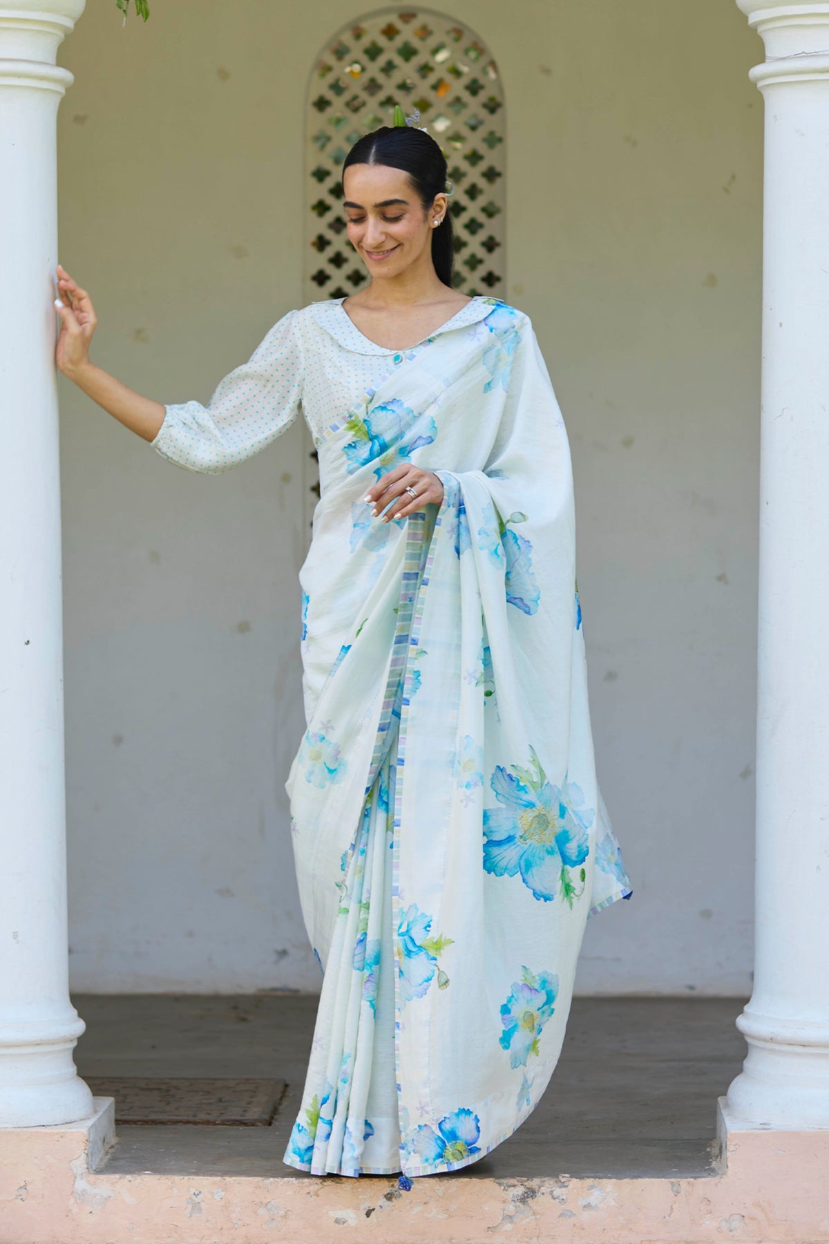 Aura Poppy Ivory Saree