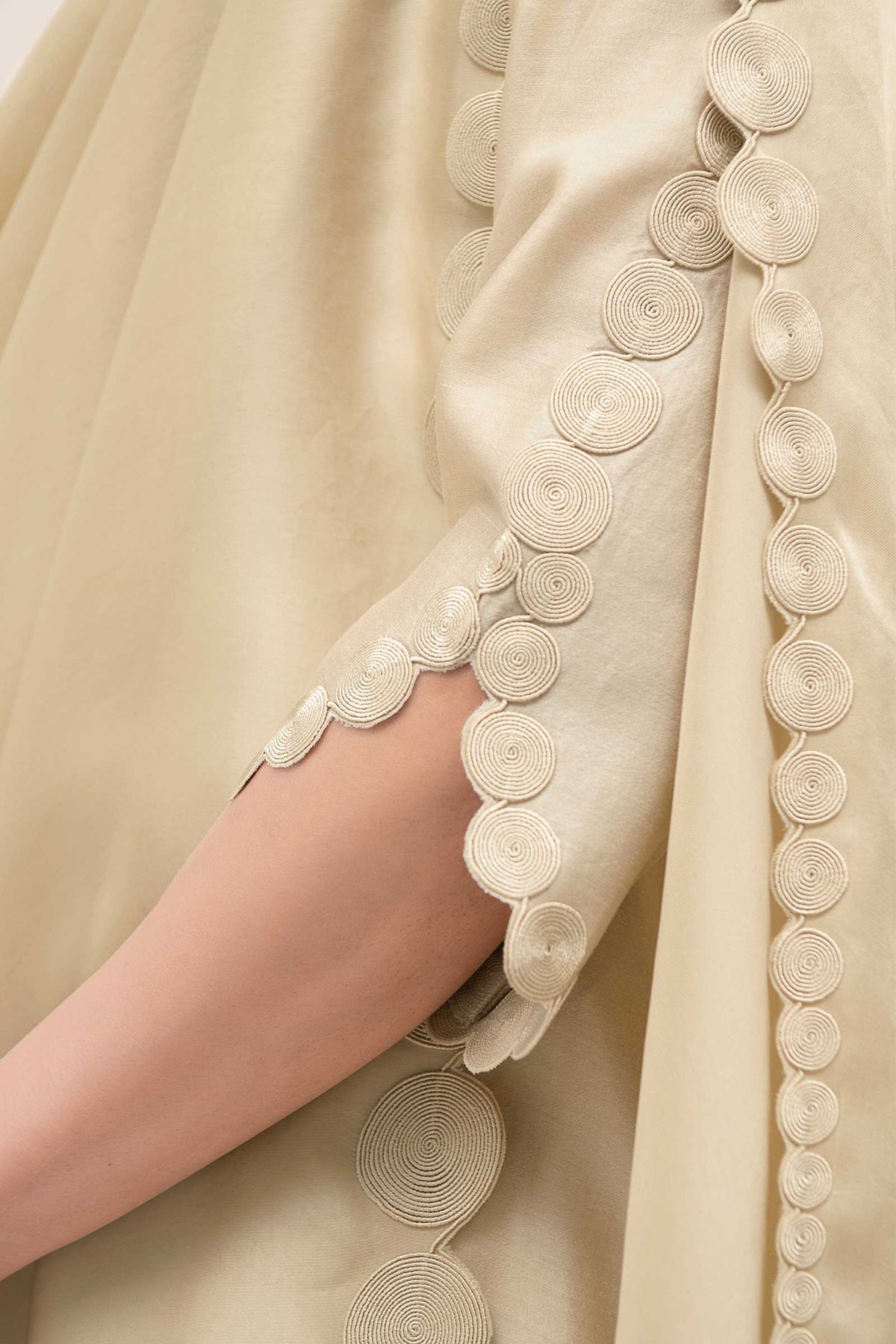Naghma Bone Kurta Set