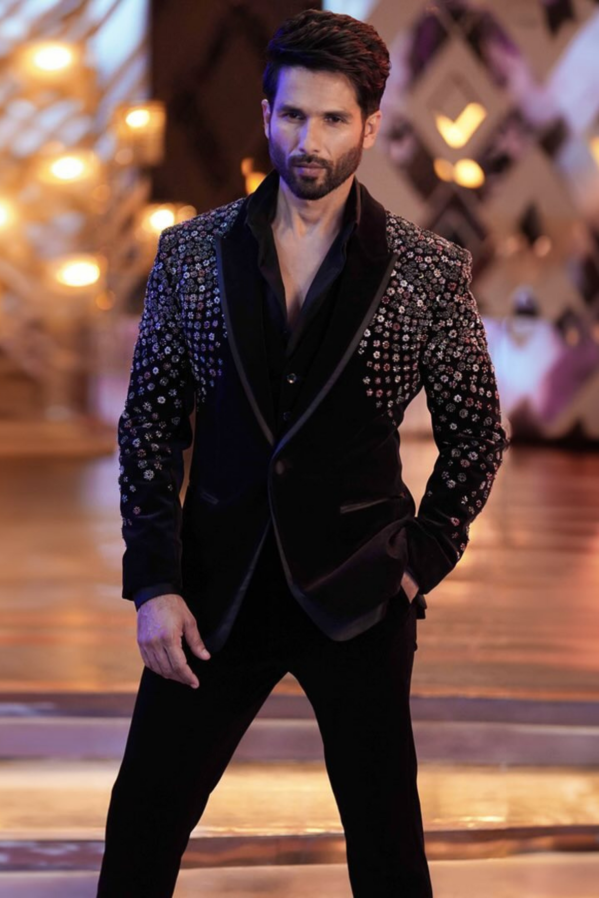 Shahid Kapoor in Rohit Gandhi + Rahul Khanna Menswear