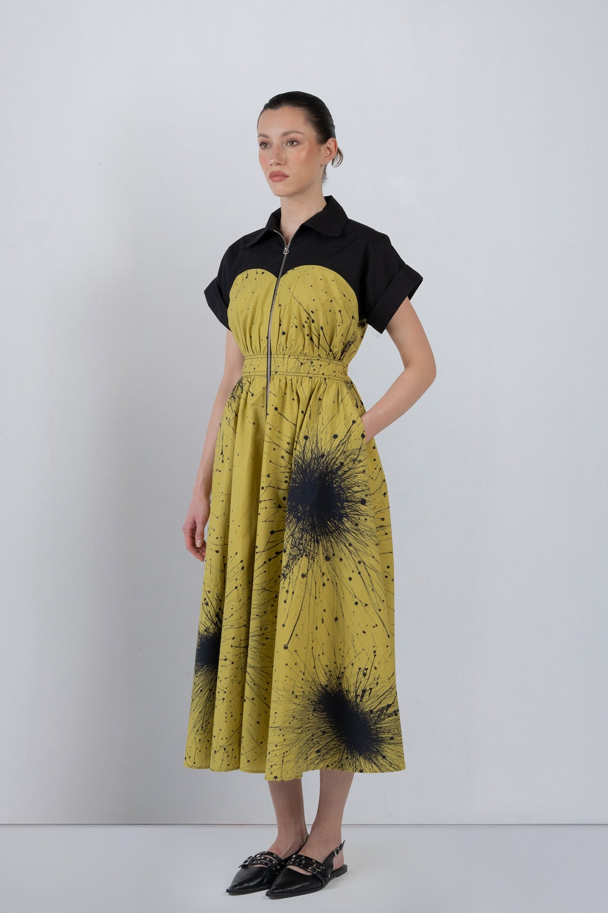 Cup Zipper Dress