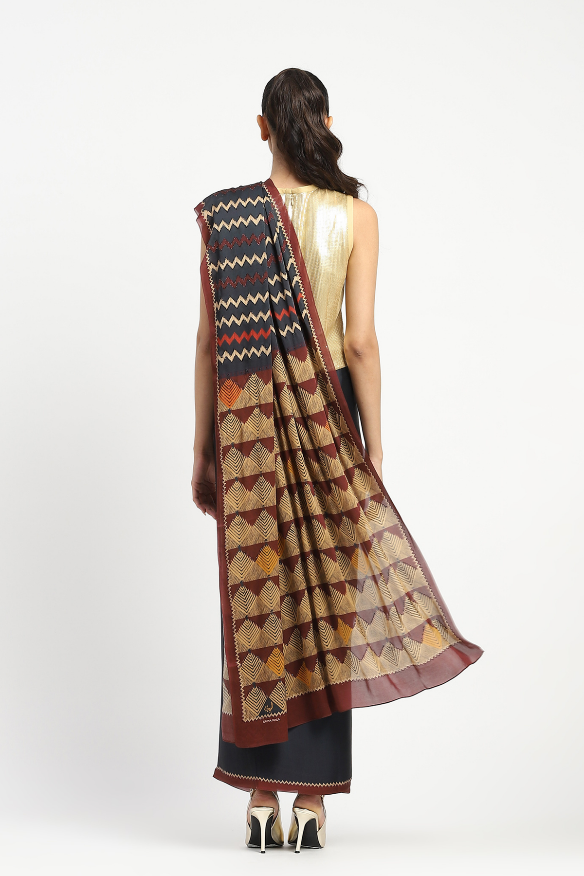 Razor Focus Embellished Saree