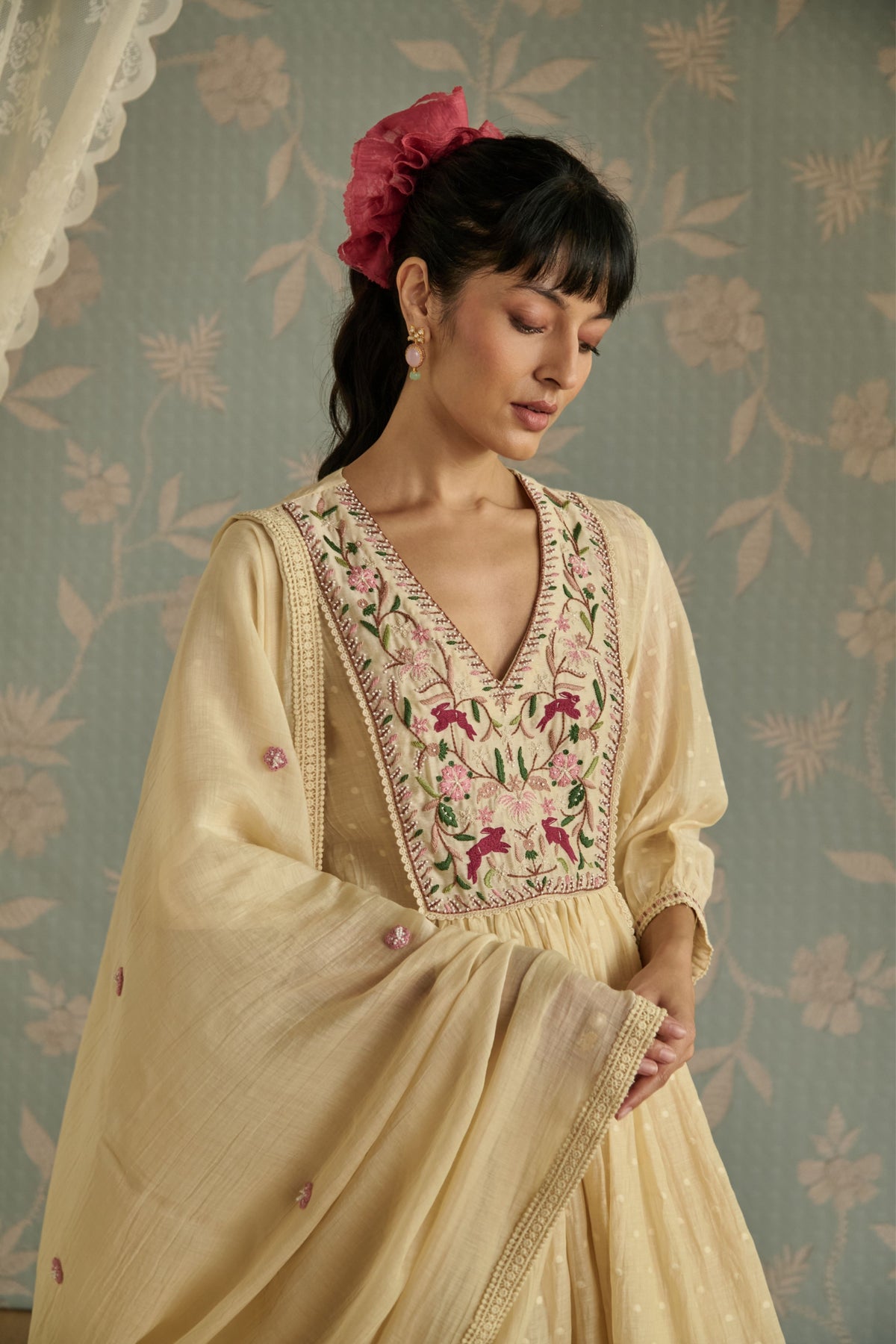 Ivory Zella Kurta Set