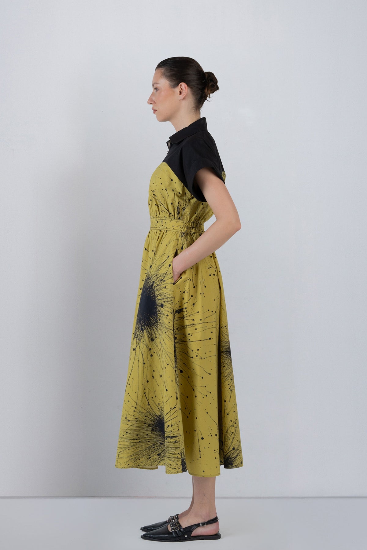 Cup Zipper Dress