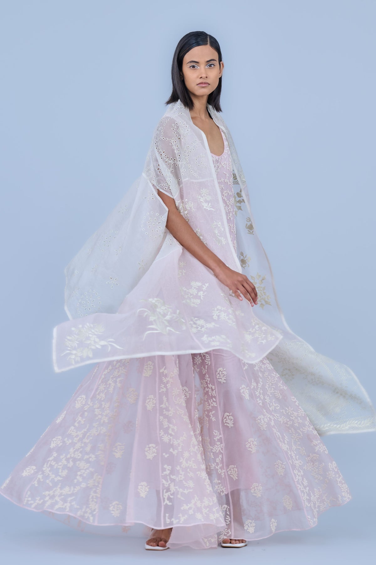 Cutwork Cape in Pink