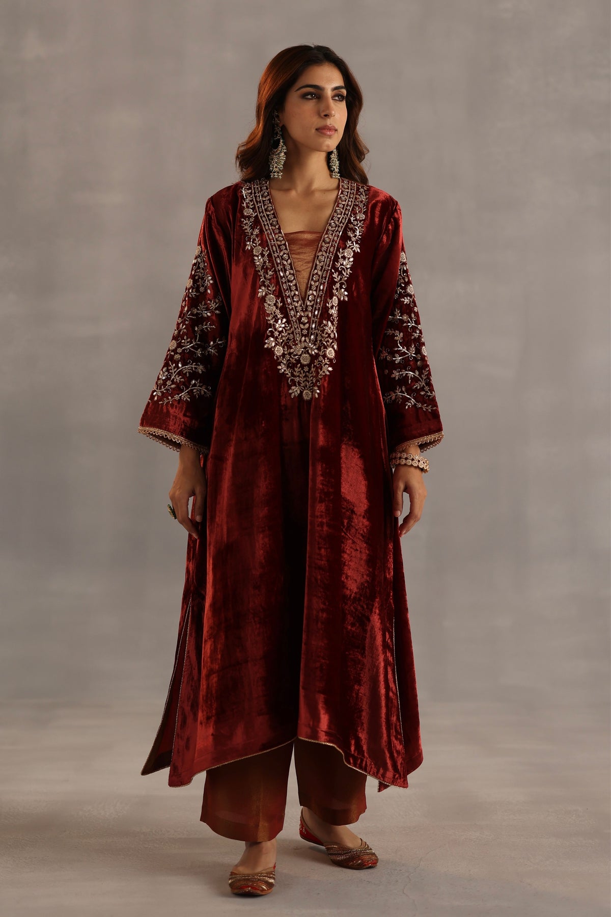 Minar Garnet Kurta Set