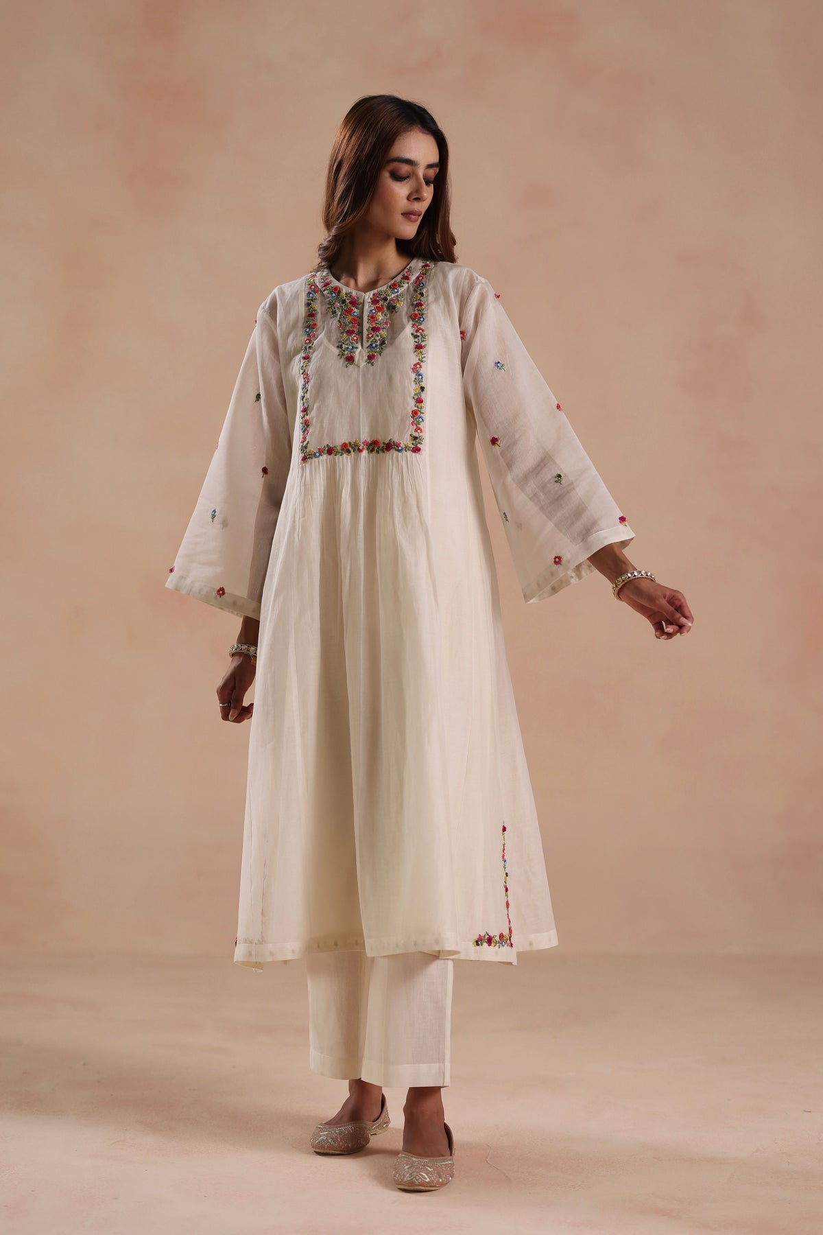 Jheel Ivory Kurta Set