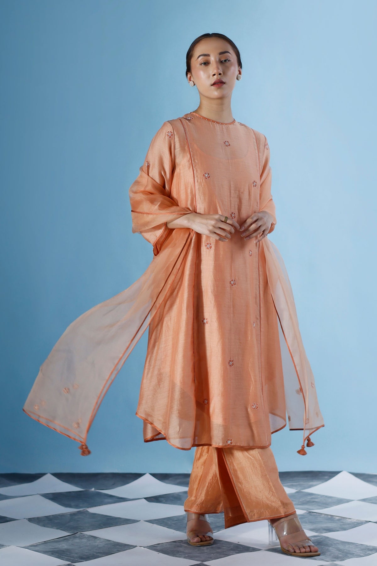 Arina Set In Coral