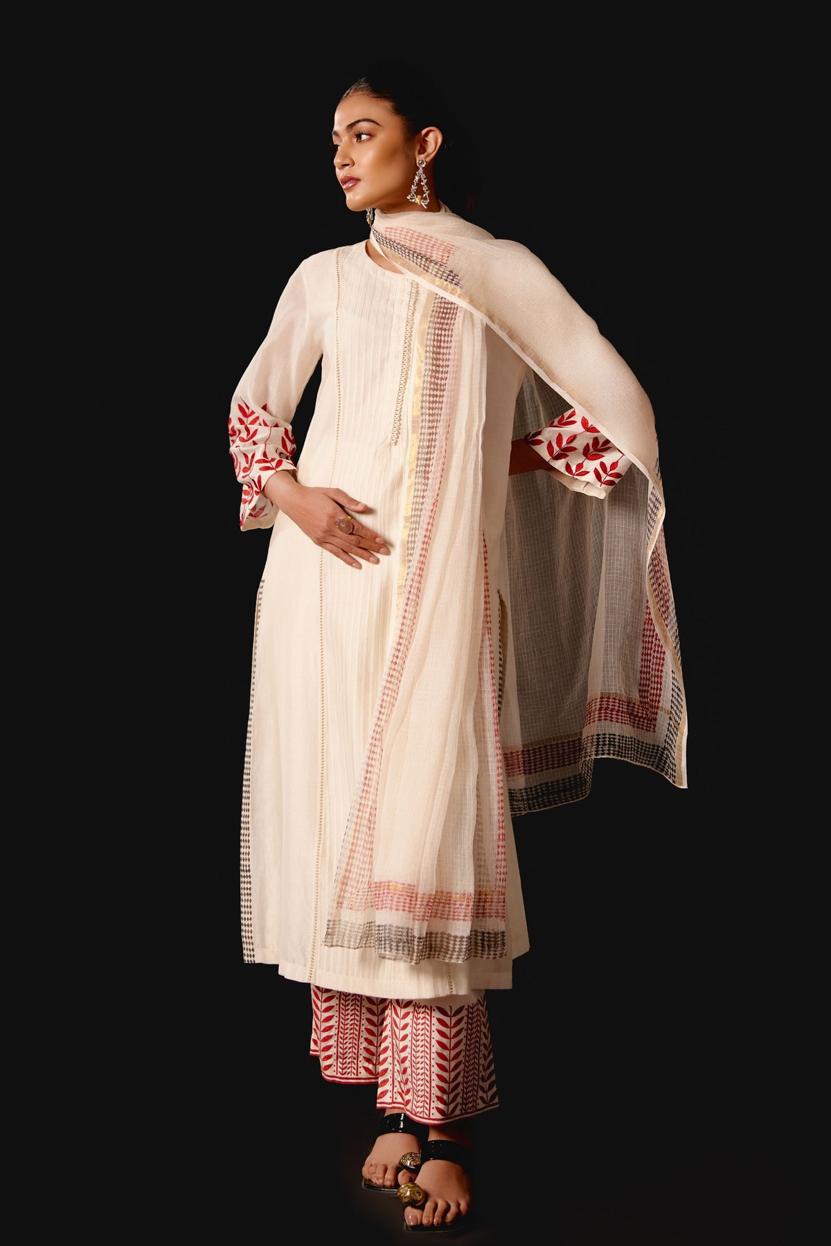Ivory Embroidery Kurta Set